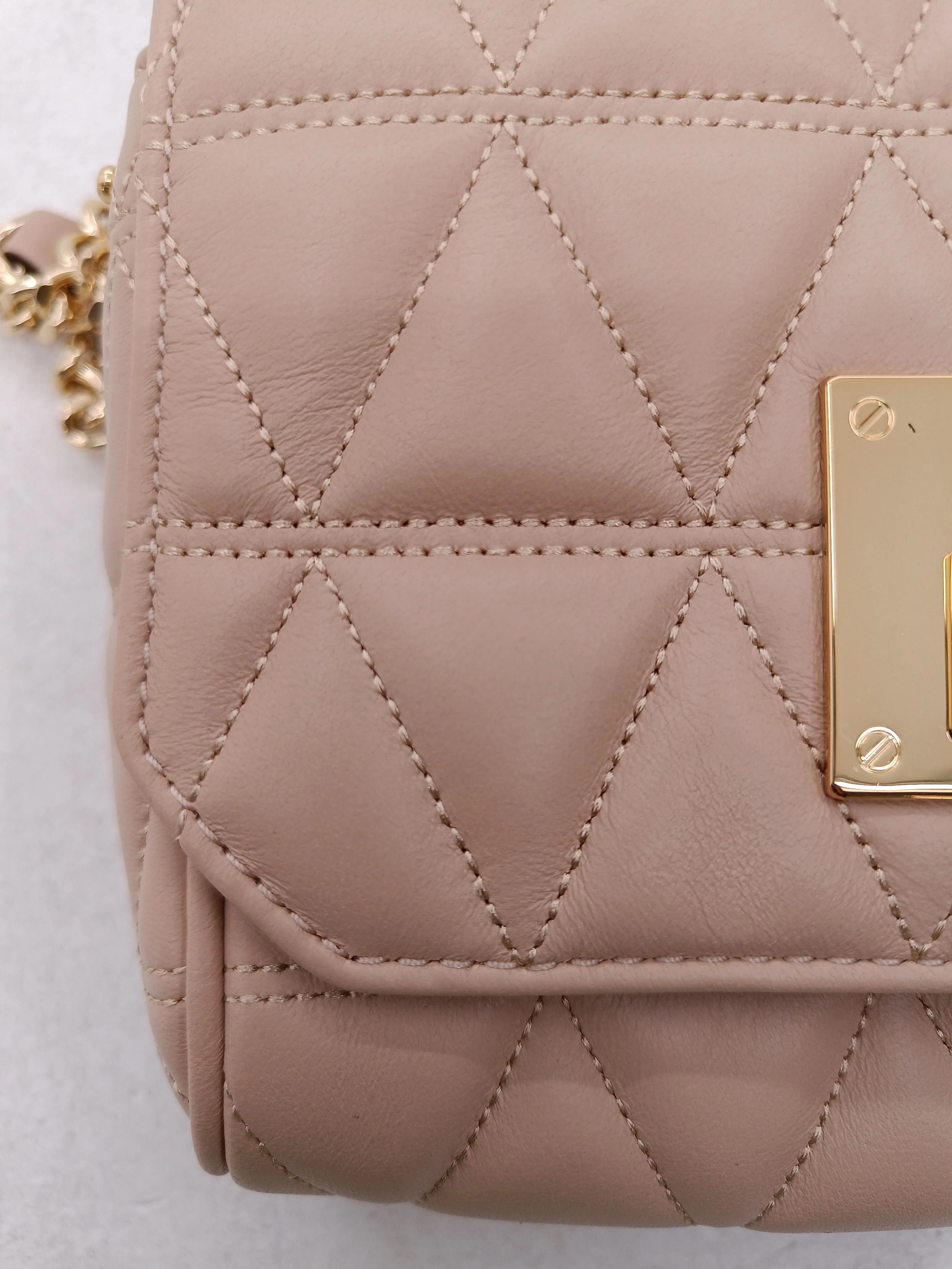 Michael Kors Women's Bag Tan Geometric 100% Other Shoulder Bag - Image 3