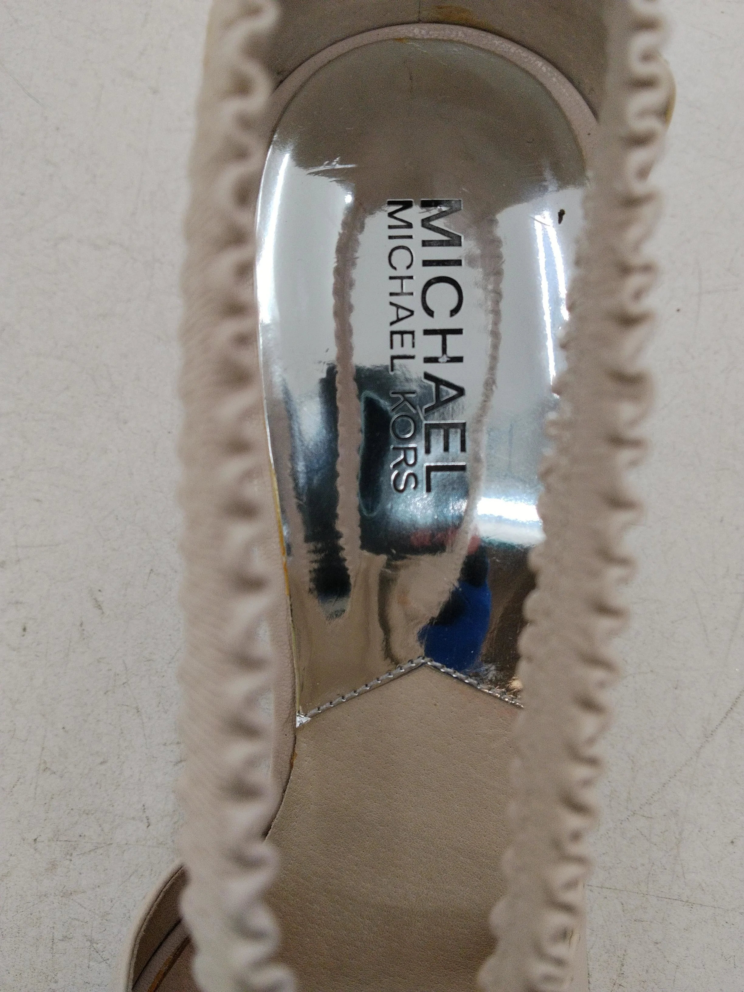 Michael Kors Women's Sandals UK 7 Cream Leather with Faux Leather Strappy - Image 6