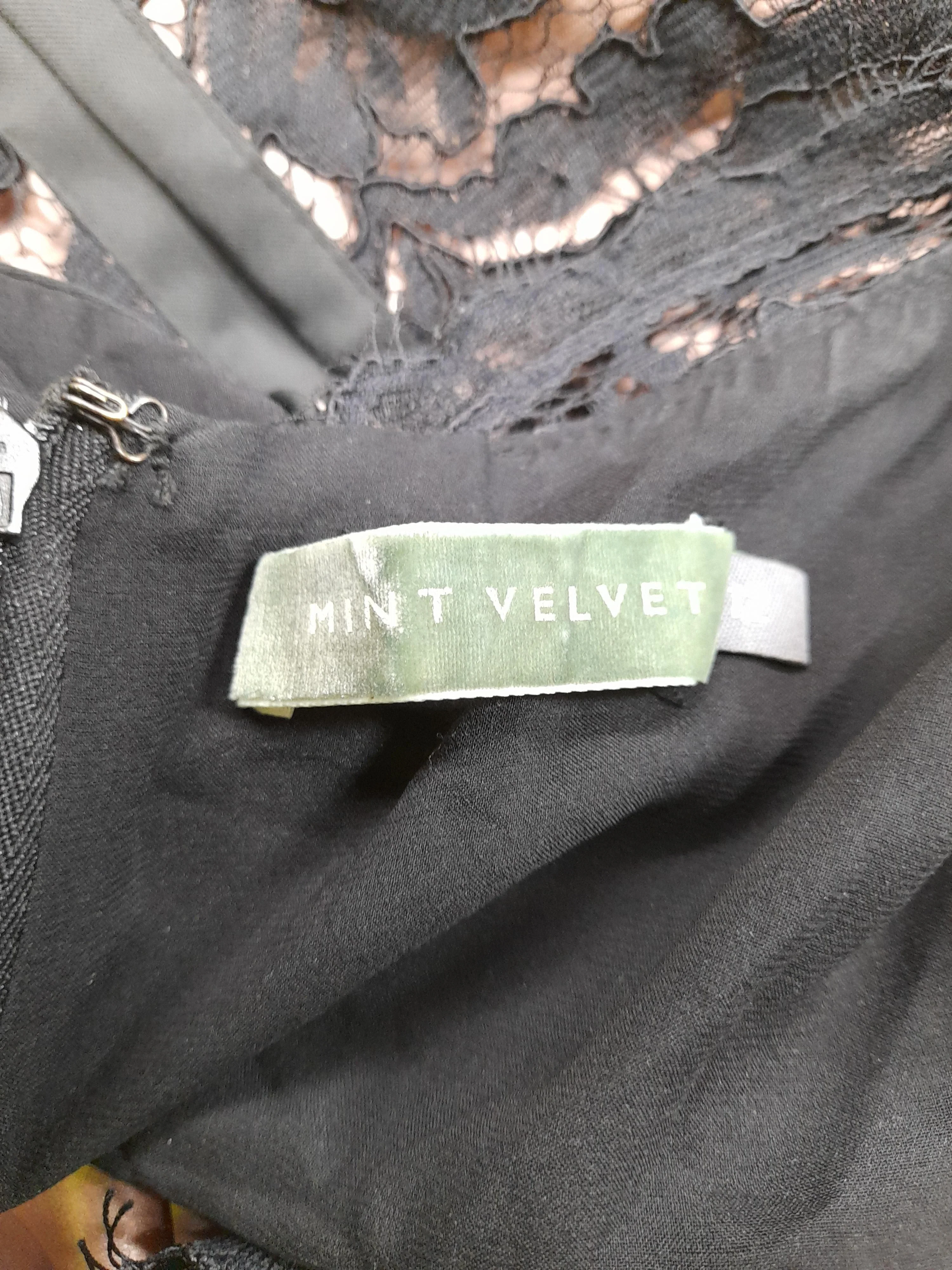 Mint Velvet Bodycon Midi Dress UK12 in Black - Image 5