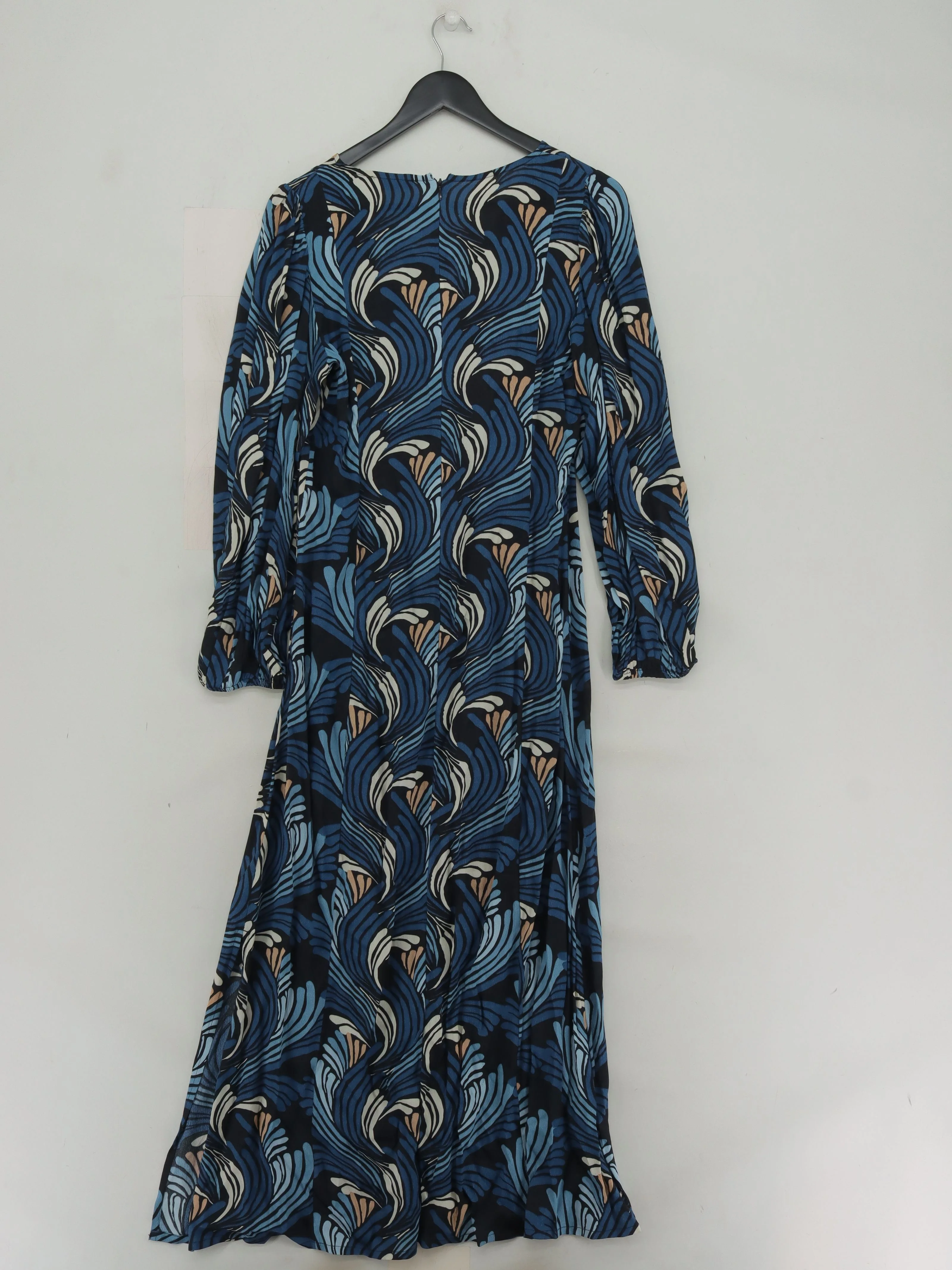 Mint Velvet Maxi Dress UK12 in Blue - Image 2