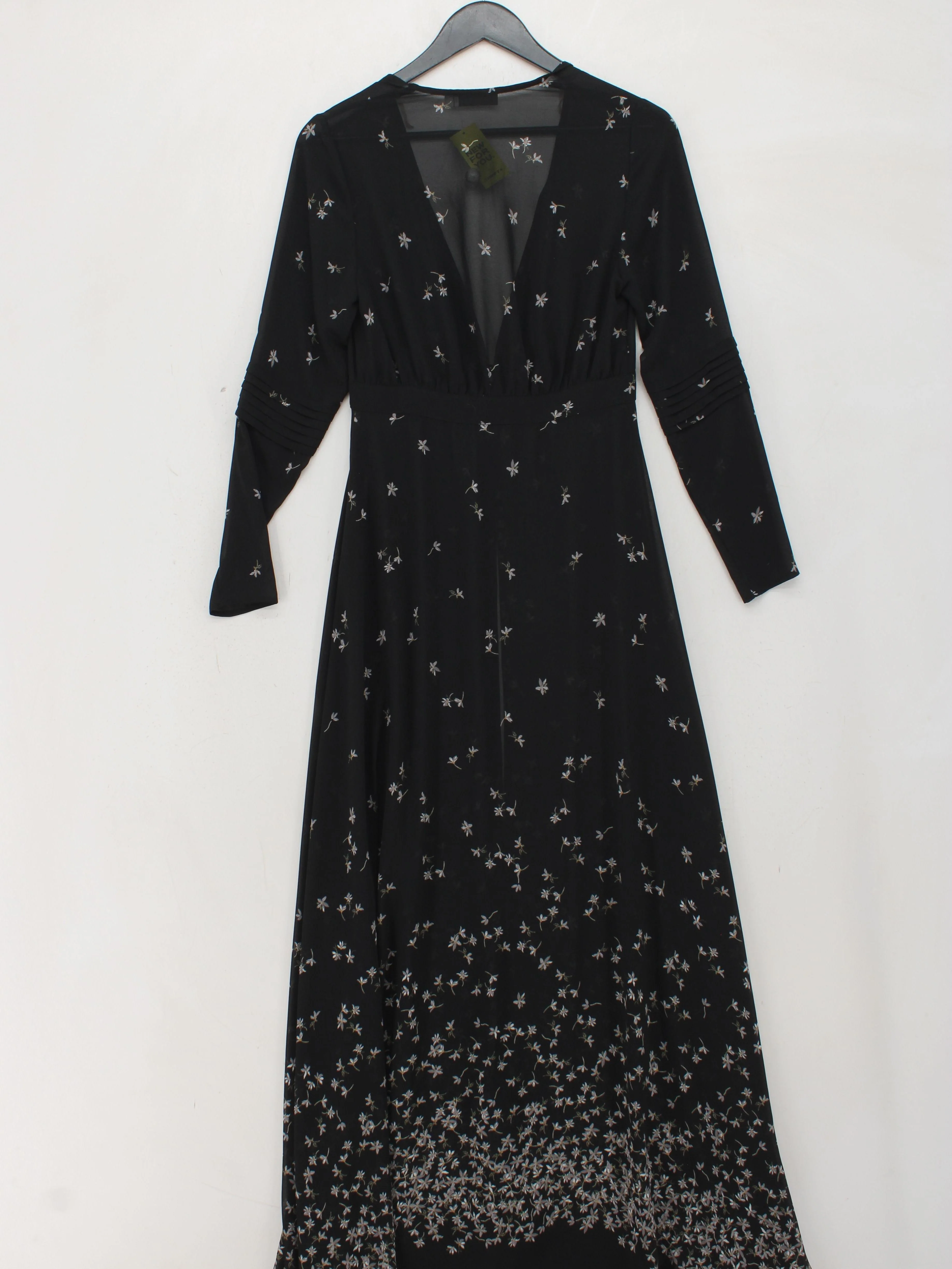 Mint Velvet Maxi Dress UK8 in Black - Image 2
