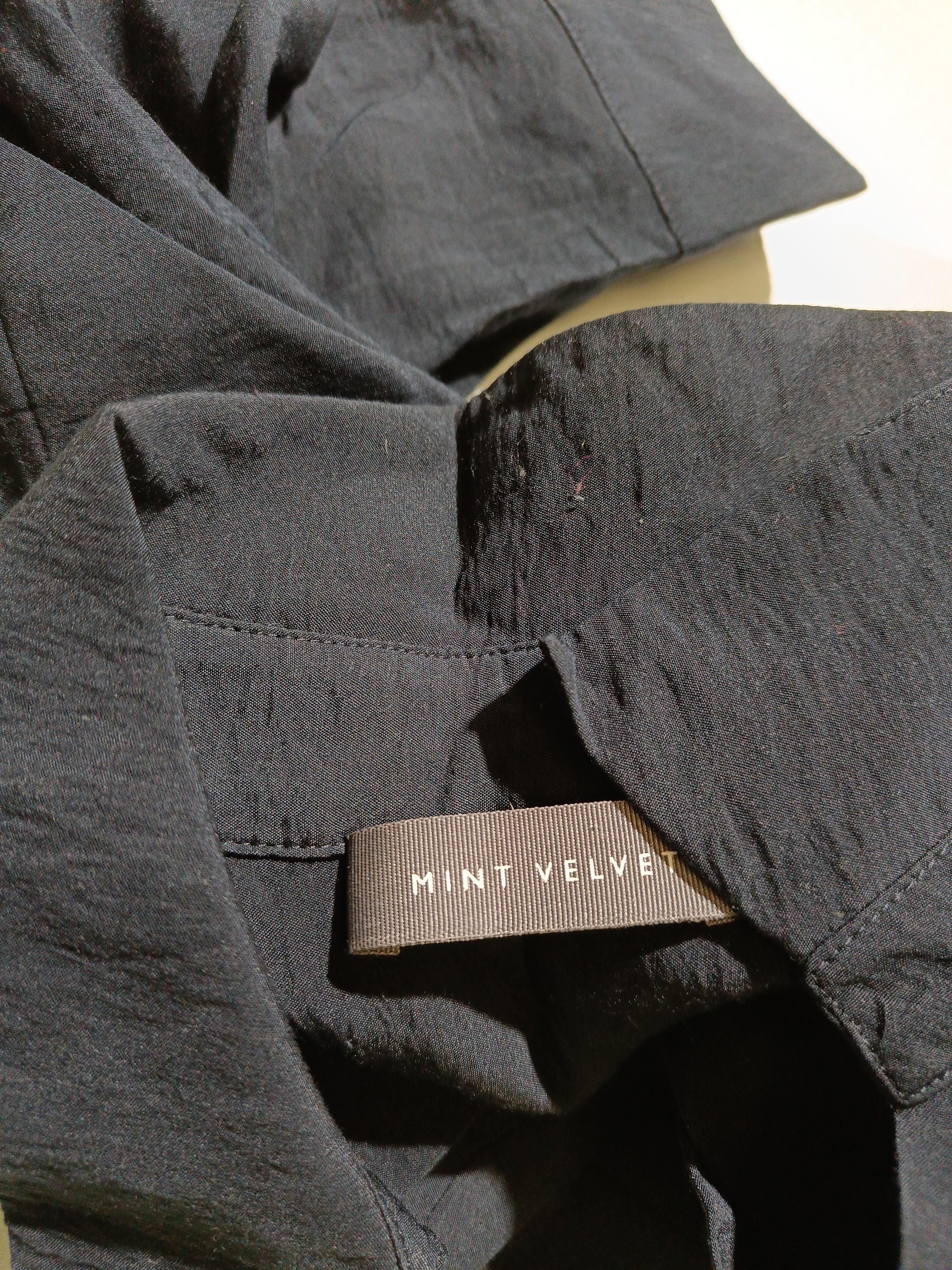 Mint Velvet Women's Blouse M Black 100% Viscose Long Sleeve V-Neck Basic - Image 6