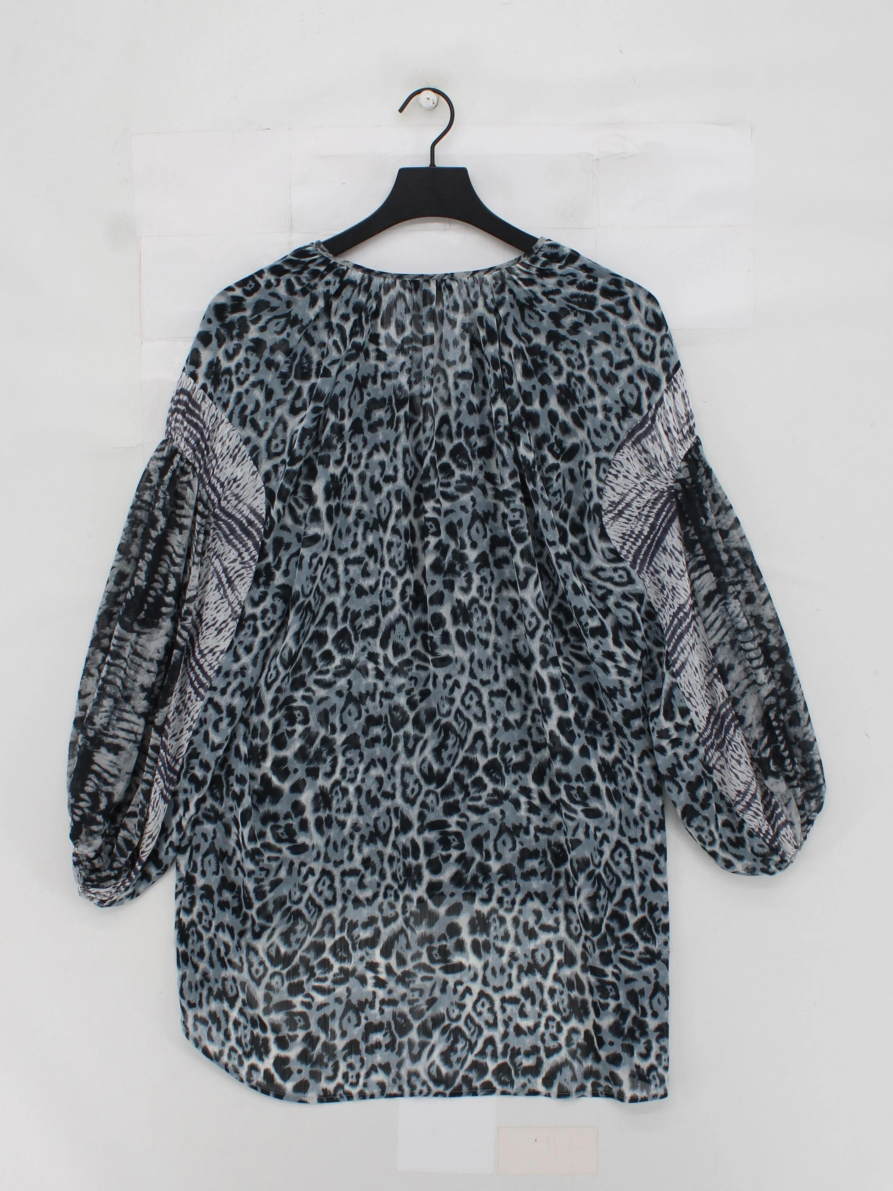 Mint Velvet Women's Blouse M Grey 100% Polyester Basic - Image 2