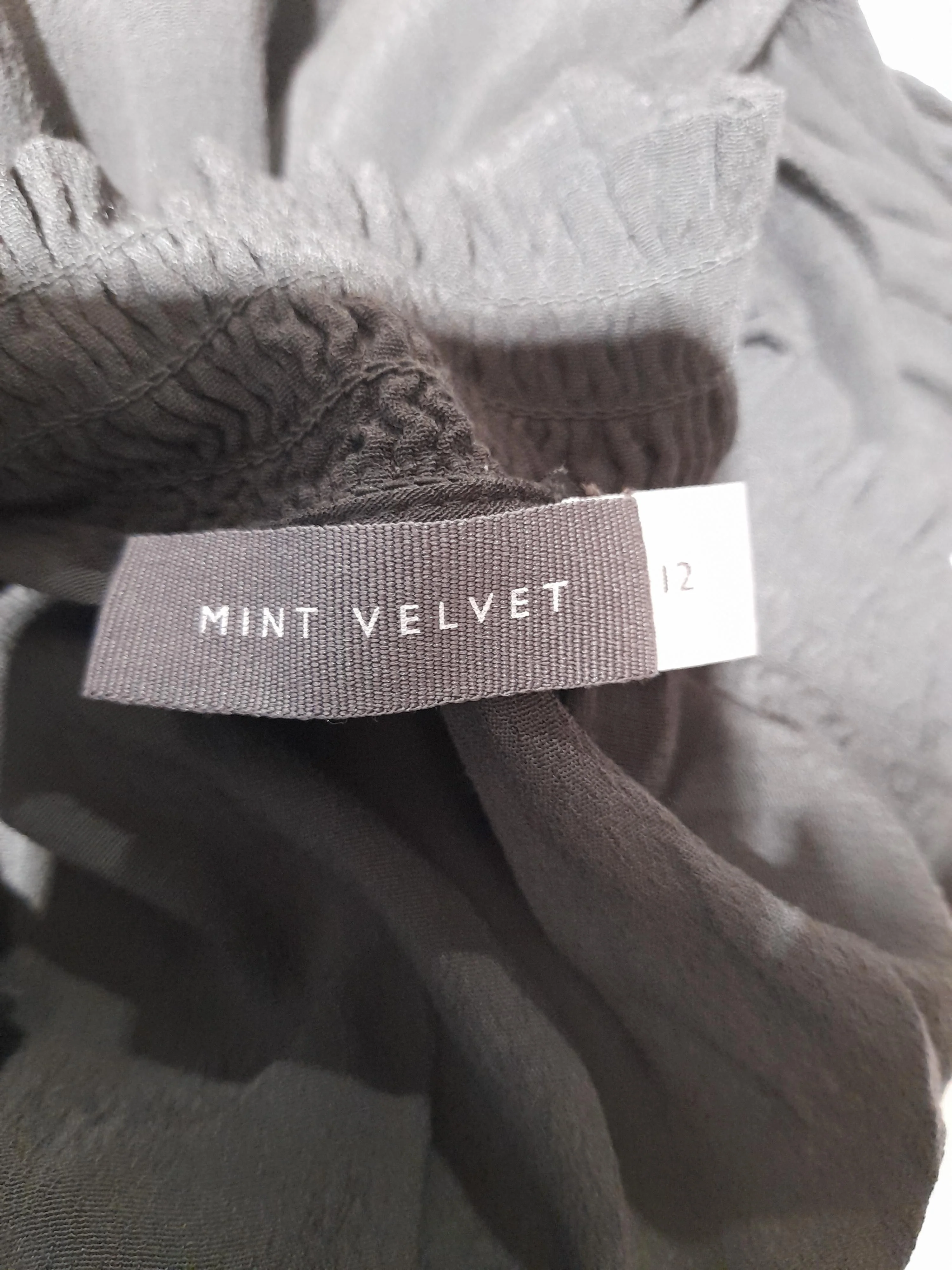 Mint Velvet Women's Blouse UK 12 Black 100% Viscose Long Sleeve V-Neck Basic - Image 5