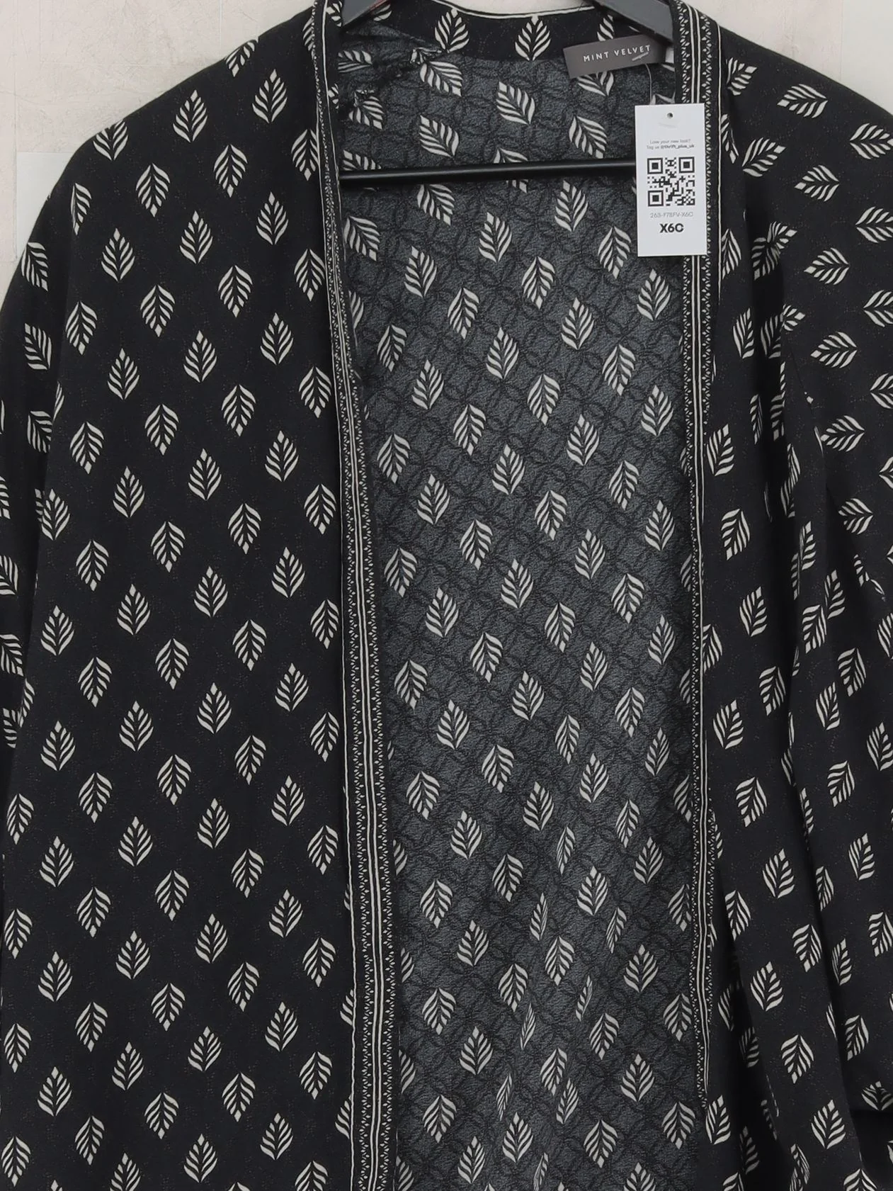 Mint Velvet Women's Cardigan S Black 100% Viscose V-Neck Cardigan - Image 3