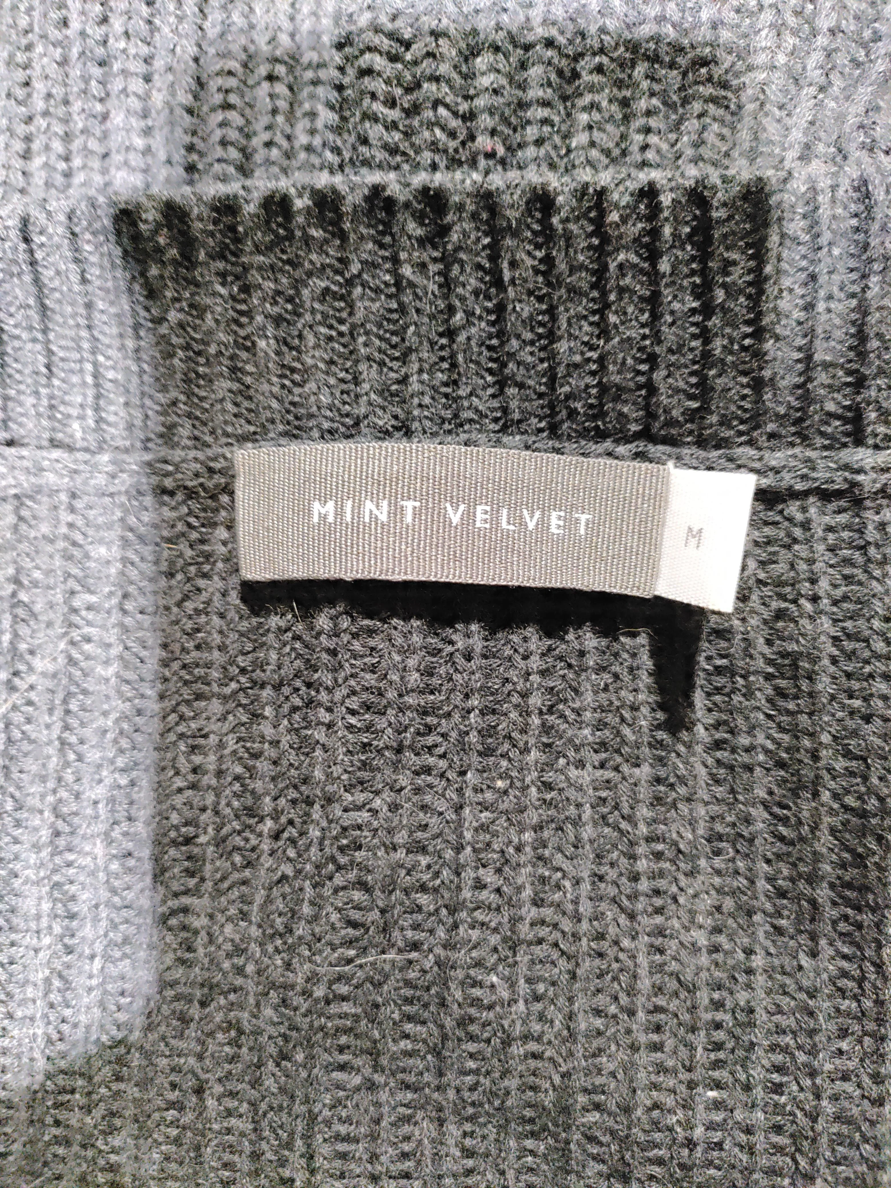 Mint Velvet Women's Jumper M Black 100% Cotton V-Neck Vest - Image 5