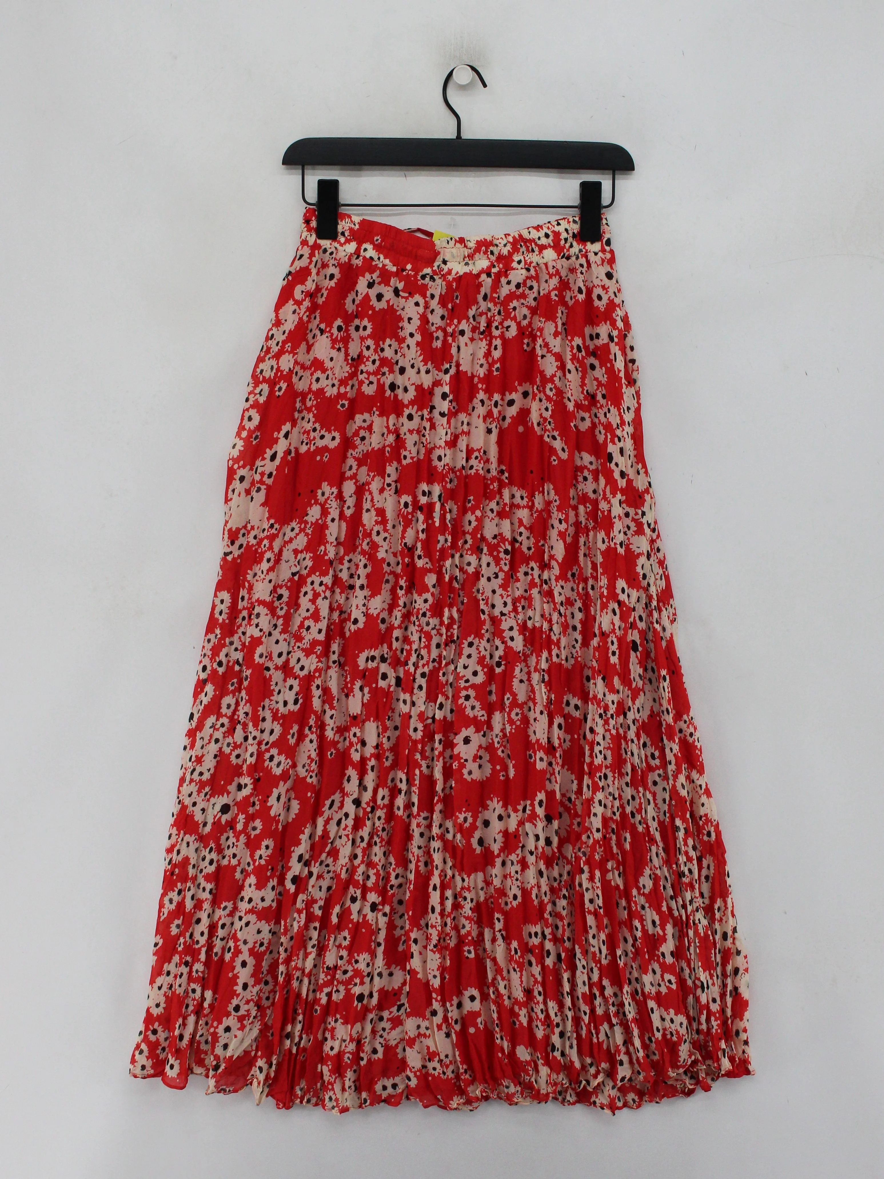Mint Velvet Women's Midi Skirt XS Red Floral 100% Polyester Midi Pleated - Image 2