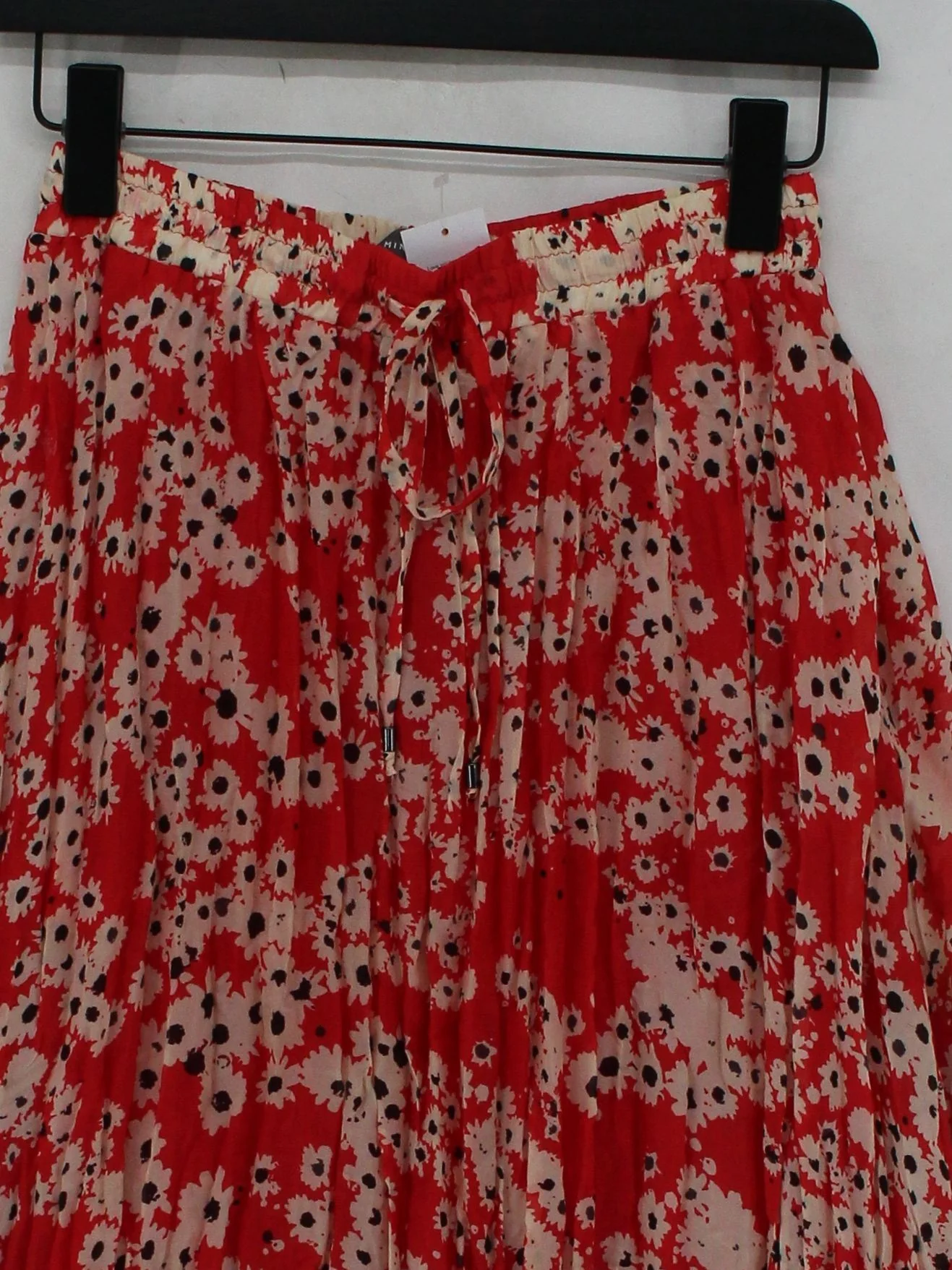 Mint Velvet Women's Midi Skirt XS Red Floral 100% Polyester Midi Pleated - Image 3