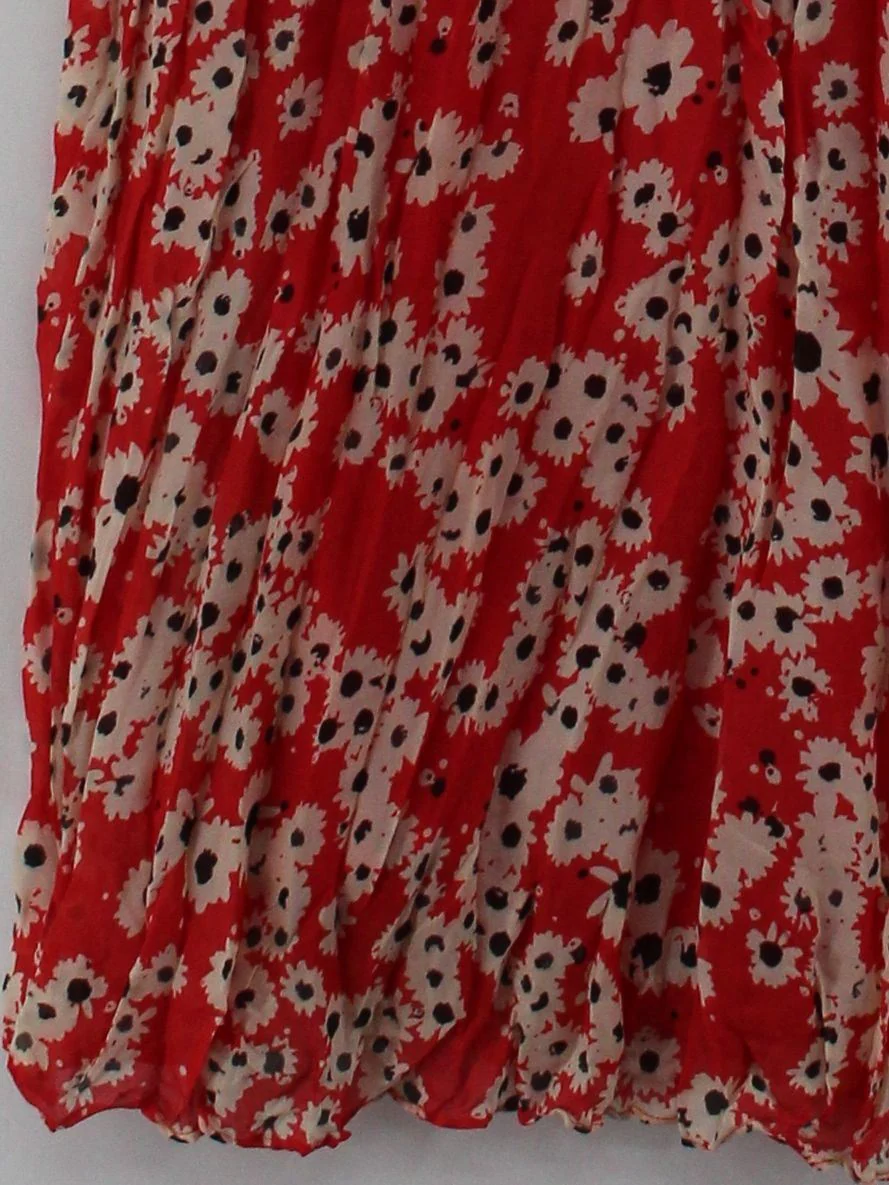 Mint Velvet Women's Midi Skirt XS Red Floral 100% Polyester Midi Pleated - Image 4