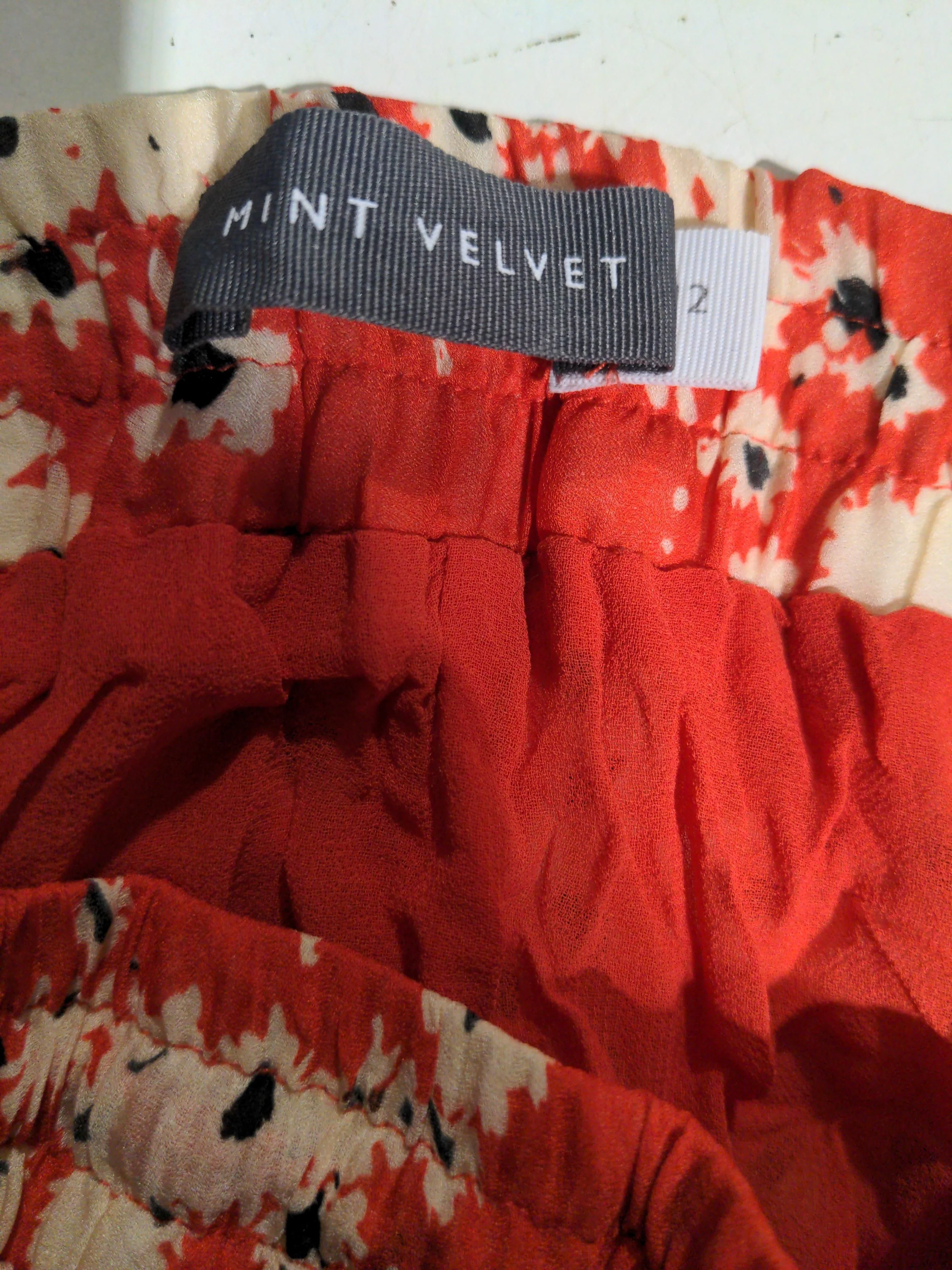 Mint Velvet Women's Midi Skirt XS Red Floral 100% Polyester Midi Pleated - Image 5
