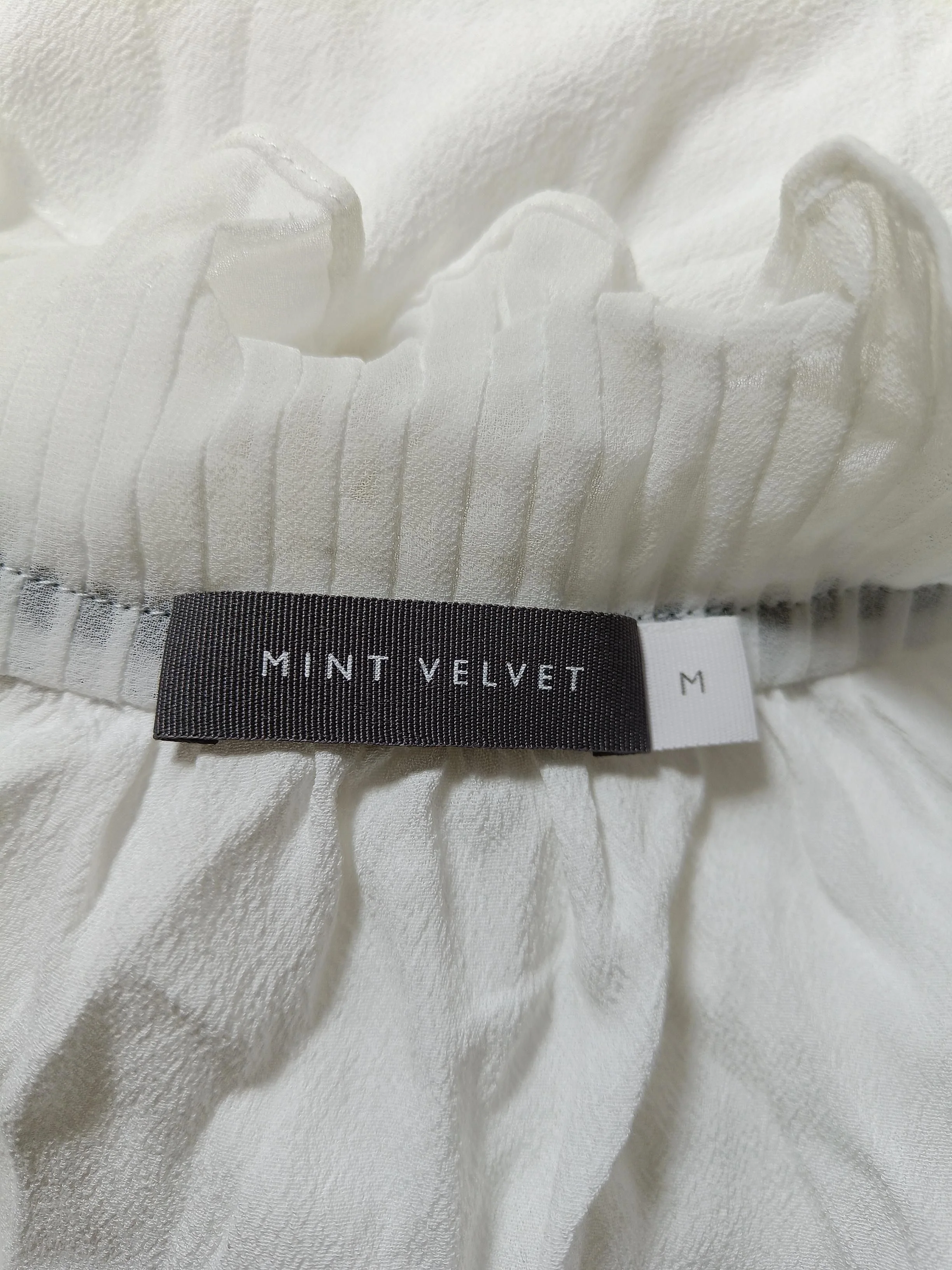 Mint Velvet Women's Shirt M White Viscose with Polyester Basic - Image 5