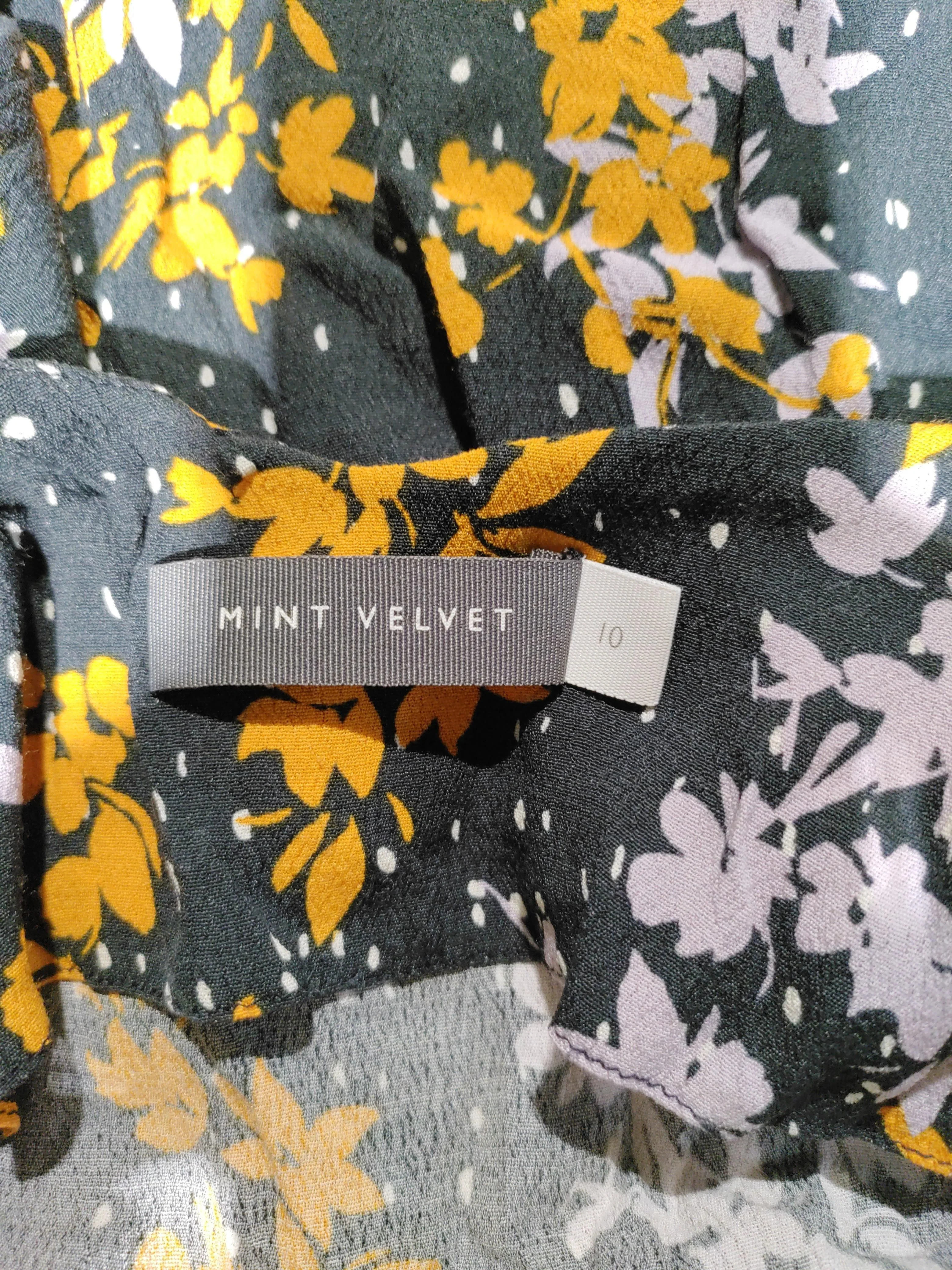 Mint Velvet Women's T-Shirt S Black 100% Viscose Camisole - Image 5