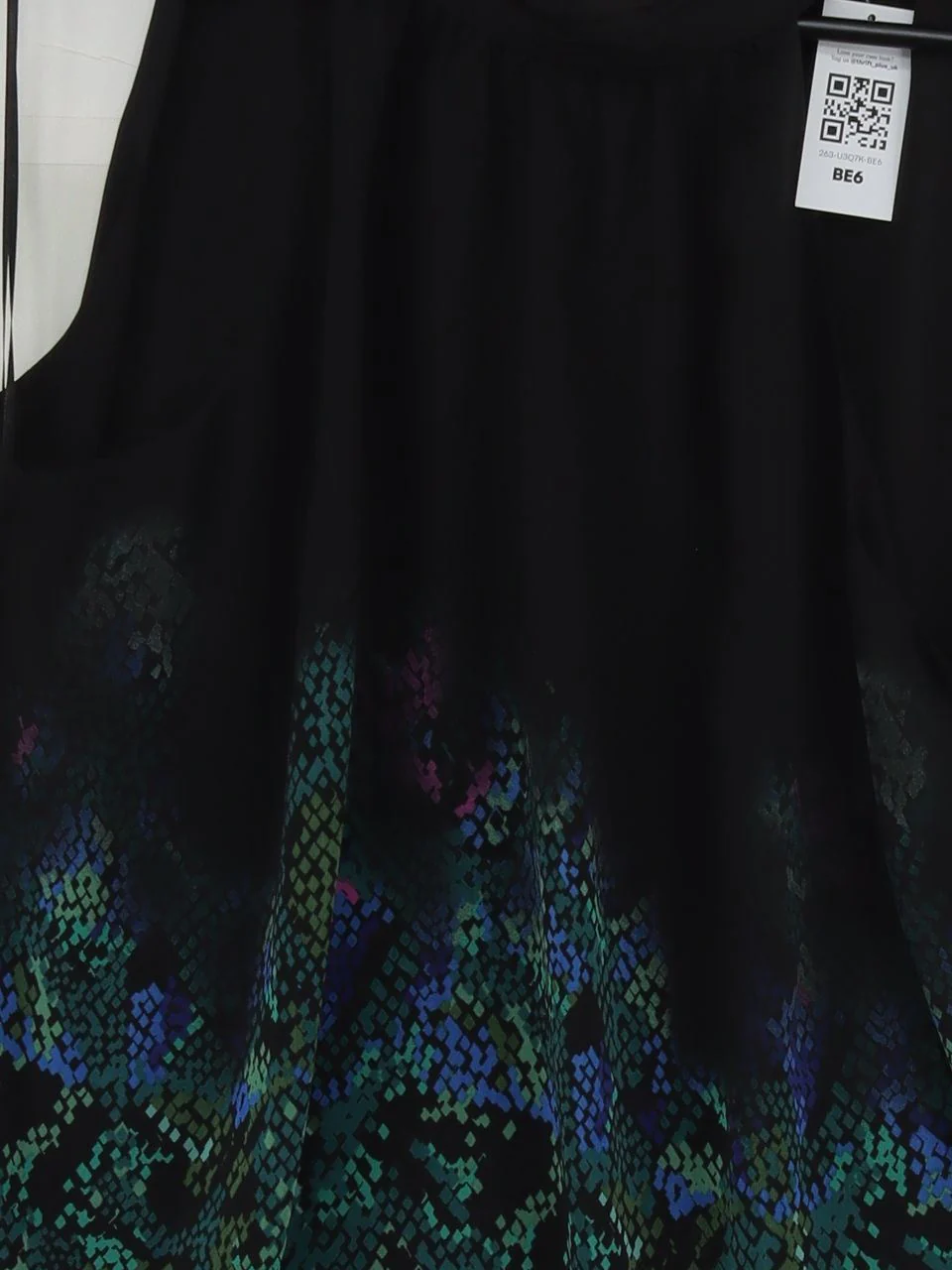 Mint Velvet Women's Top L Black 100% Polyester Sleeveless High Neck Basic - Image 3