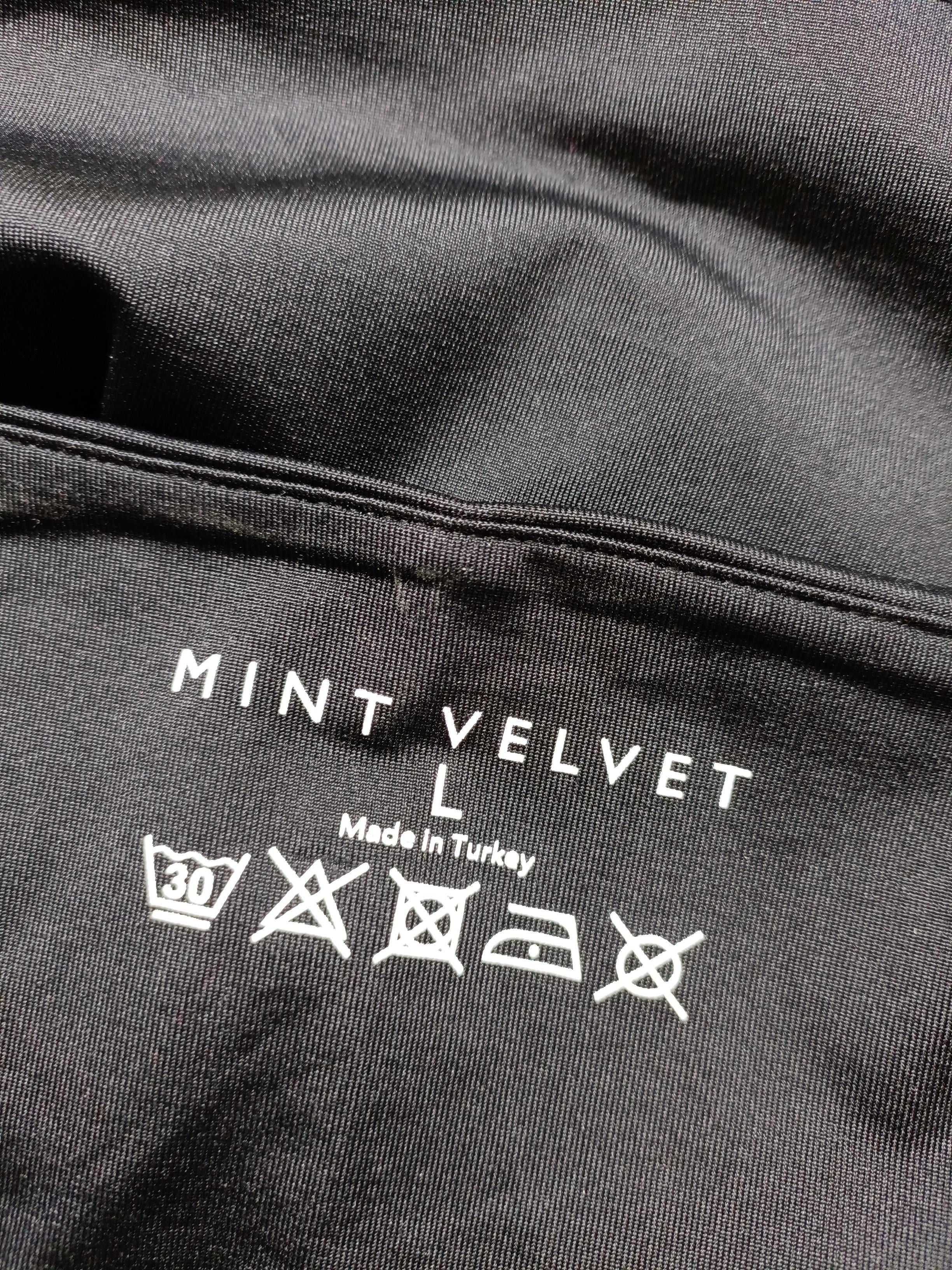 Mint Velvet Women's Top L Black Polyamide with Elastane Long Sleeve V-Neck Basic - Image 5