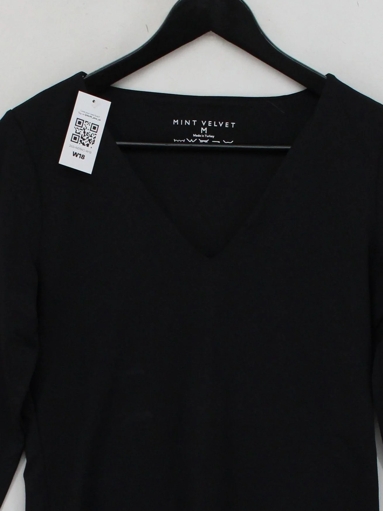 Mint Velvet Women's Top M Black Polyamide with Elastane Long Sleeve V-Neck Basic - Image 3
