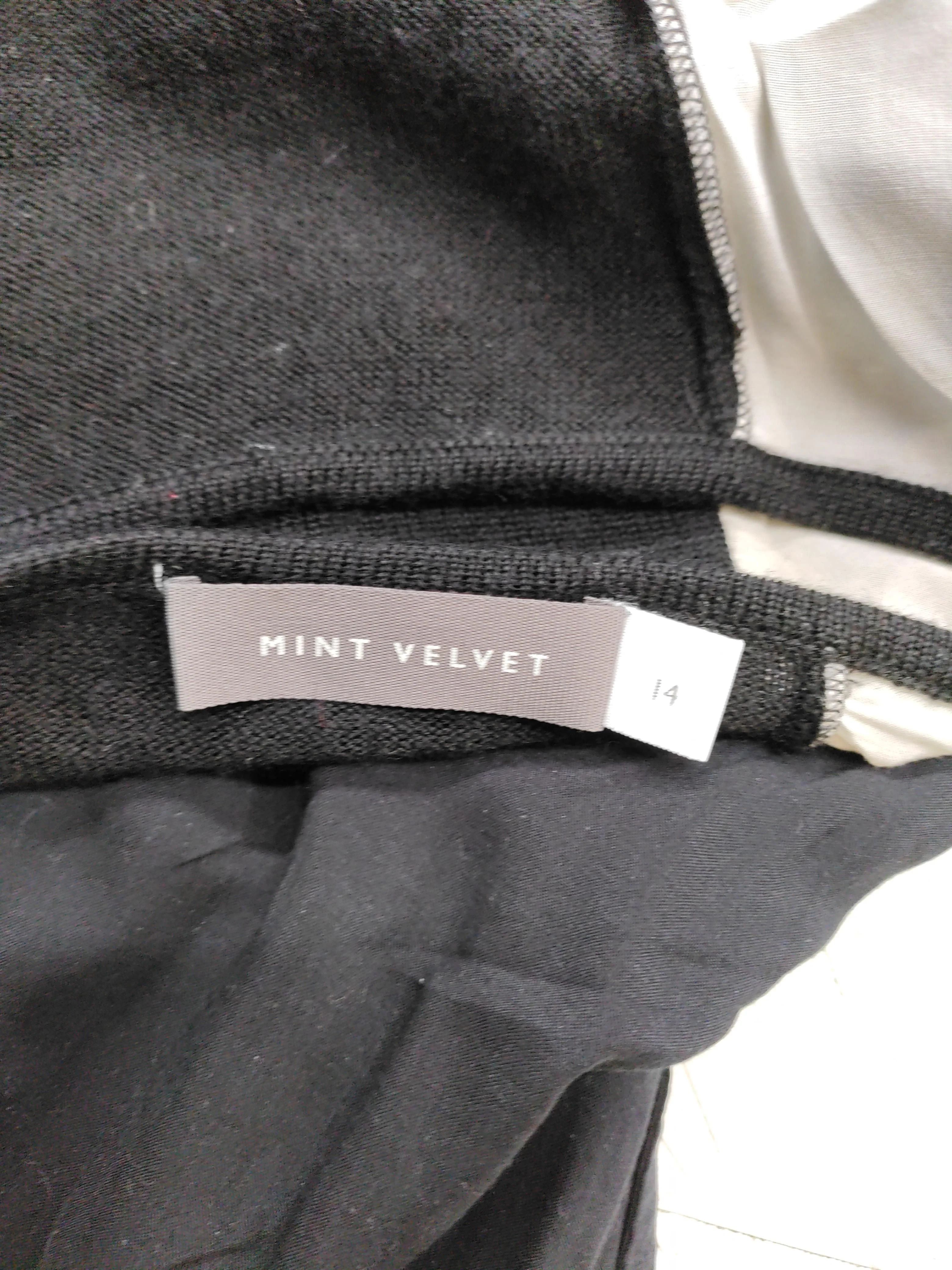 Mint Velvet Women's Top UK 14 Black Wool with Viscose Basic - Image 6