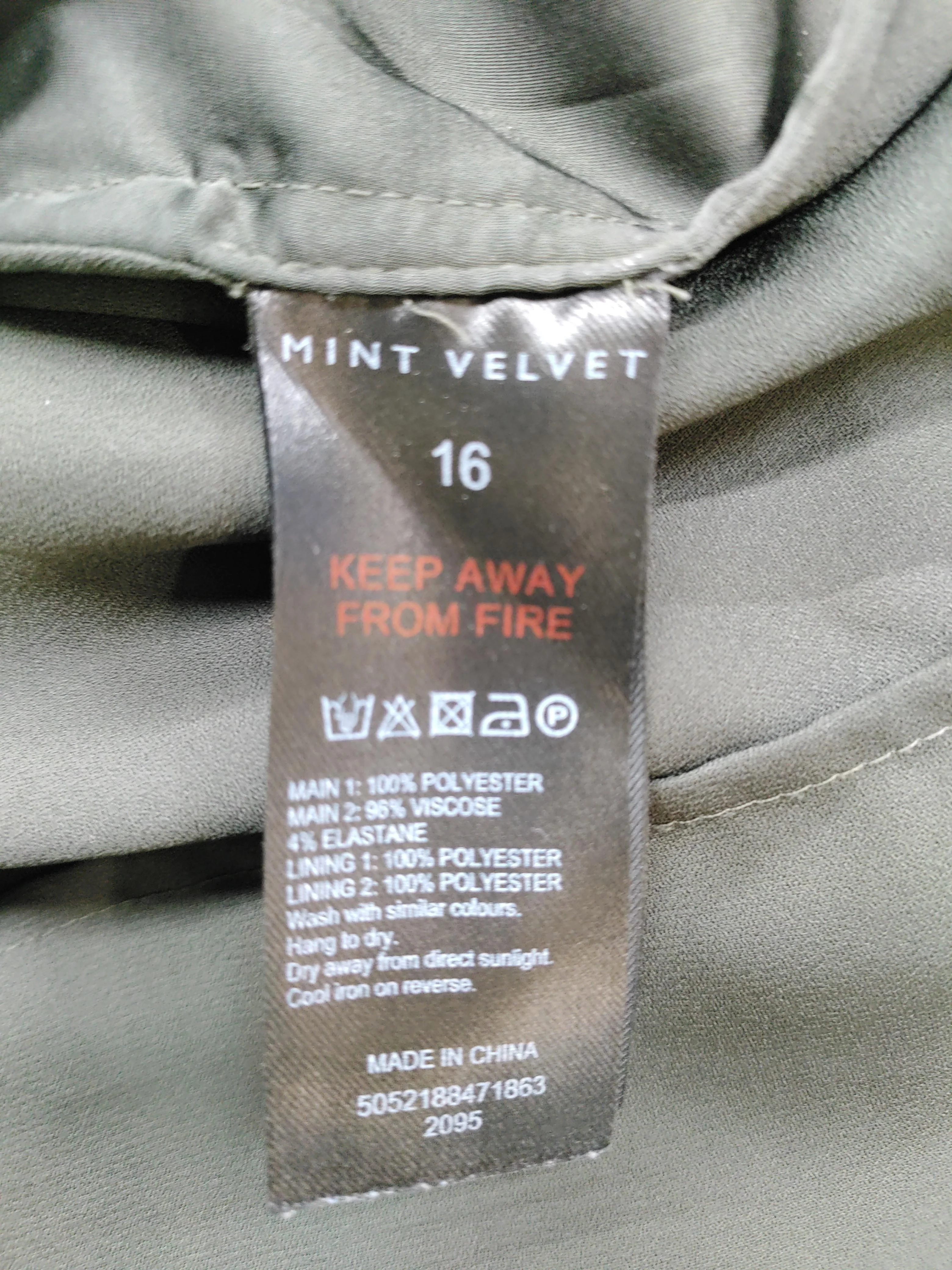 Mint Velvet Women's Top UK 16 Green Polyester with Viscose, Elastane Basic - Image 6
