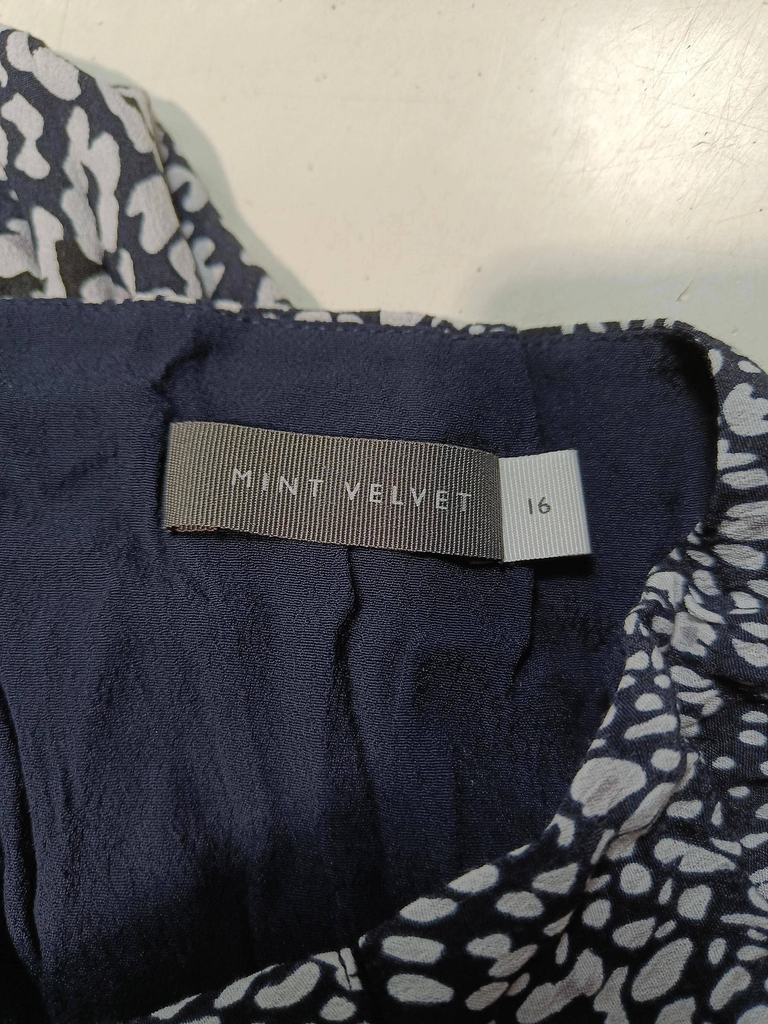 Mint Velvet Women's Top XL Multi 100% Viscose Basic - Image 5
