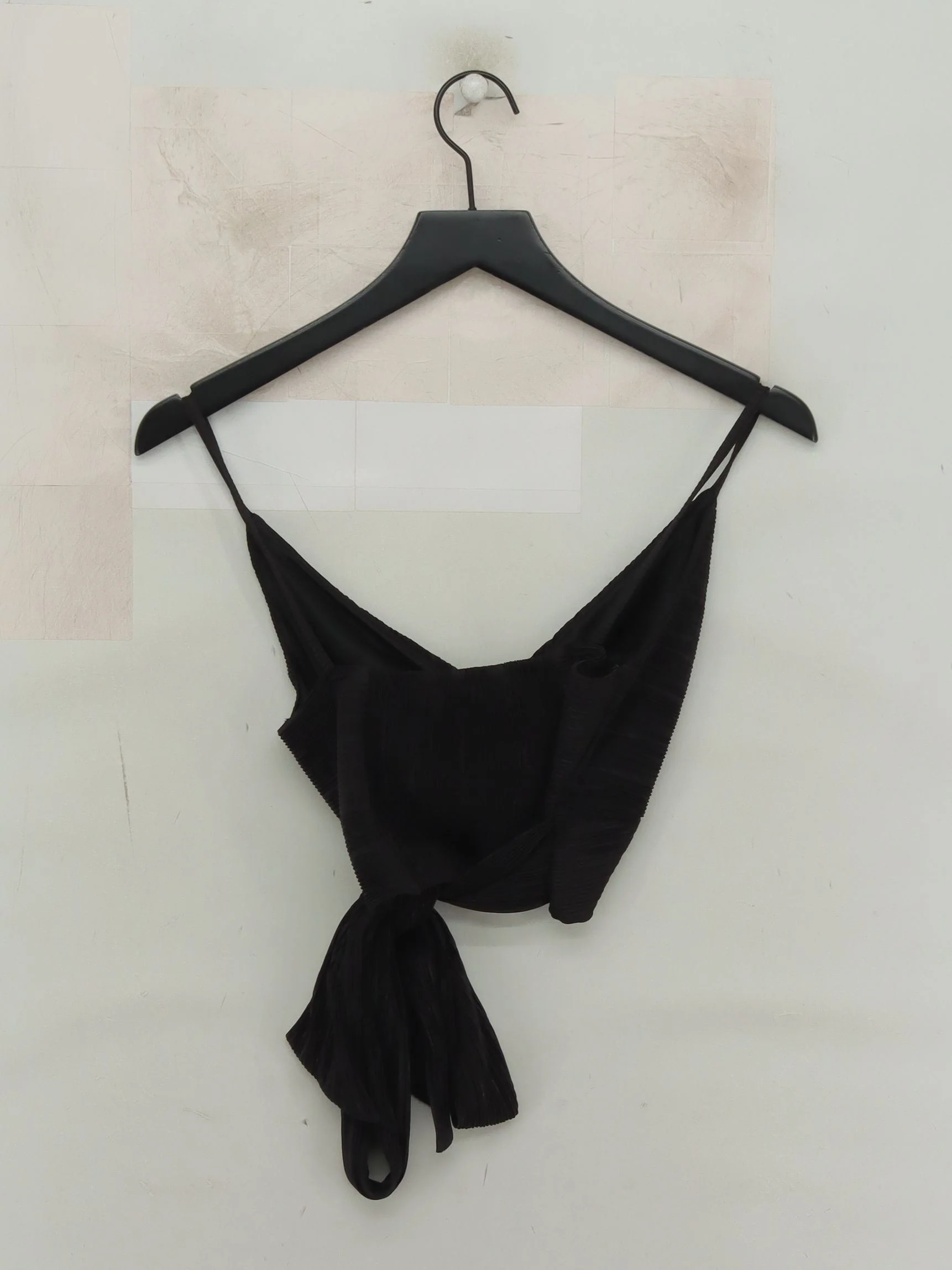 Mint Velvet Women's Top XS Black 100% Polyester Sleeveless V-Neck Cropped - Image 2