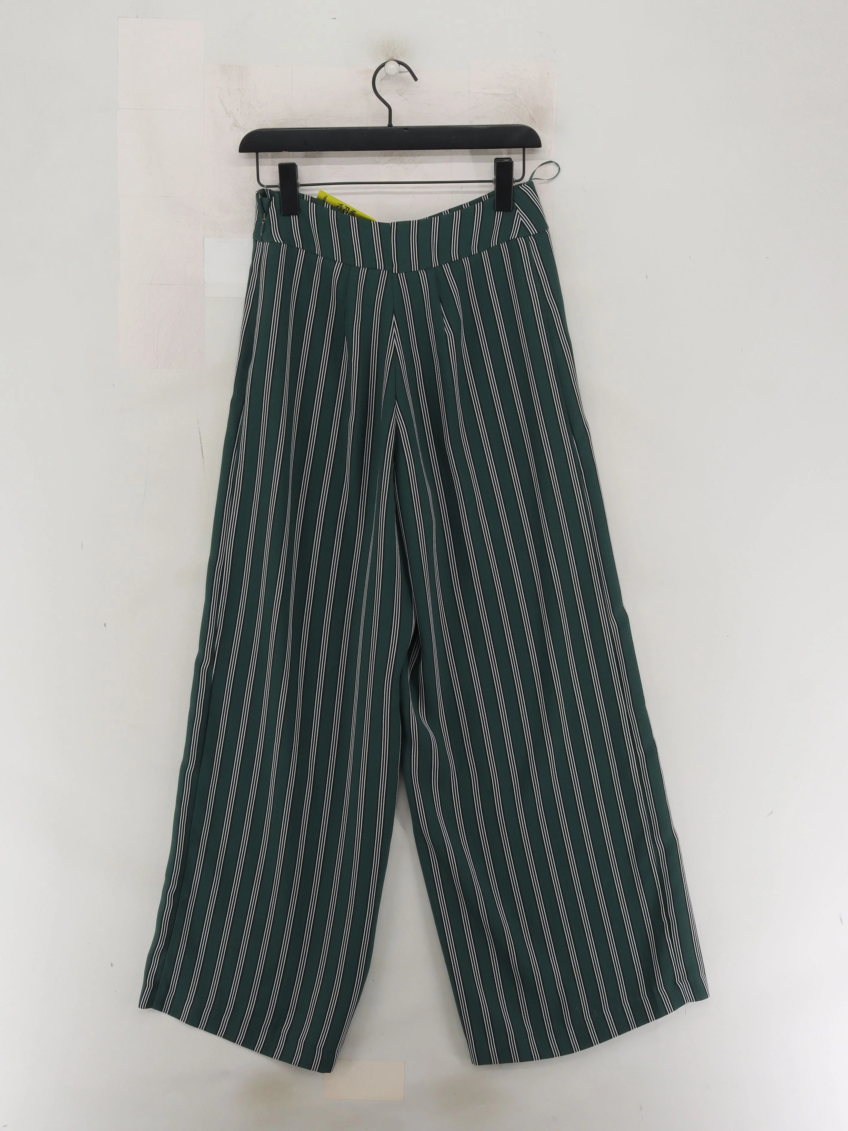 Mint Velvet Women's Trousers UK 12 Green 100% Polyester Sweatpants - Image 2