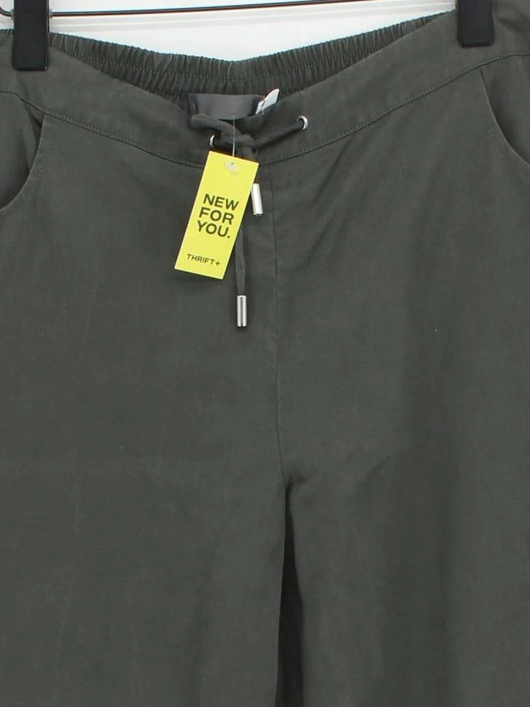 Mint Velvet Women's Trousers UK 16 Green 100% Lyocell Modal Straight Cropped - Image 3