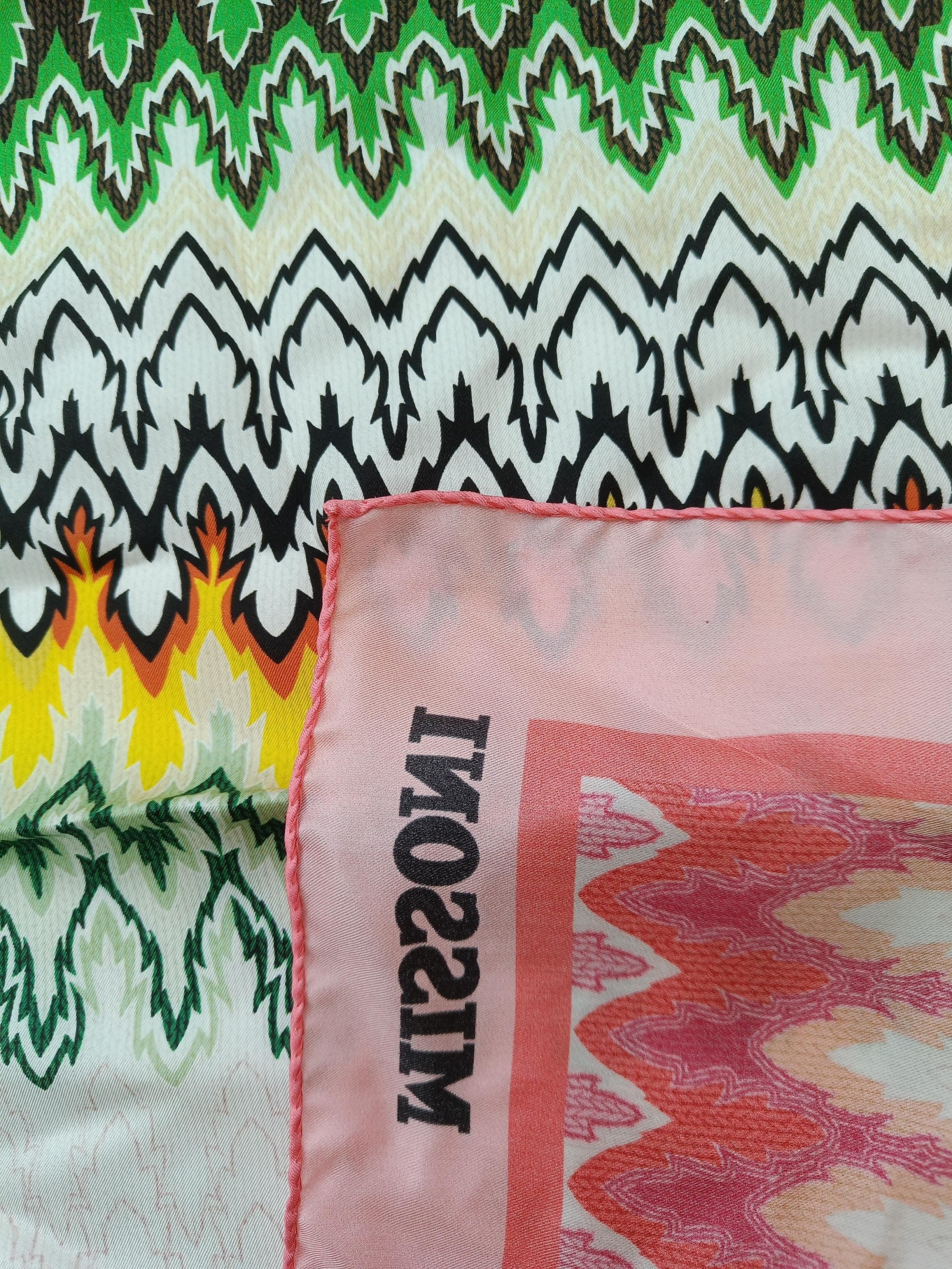 Missoni Women's Scarf Pink Geometric 100% Silk Rectangle Scarf - Image 4