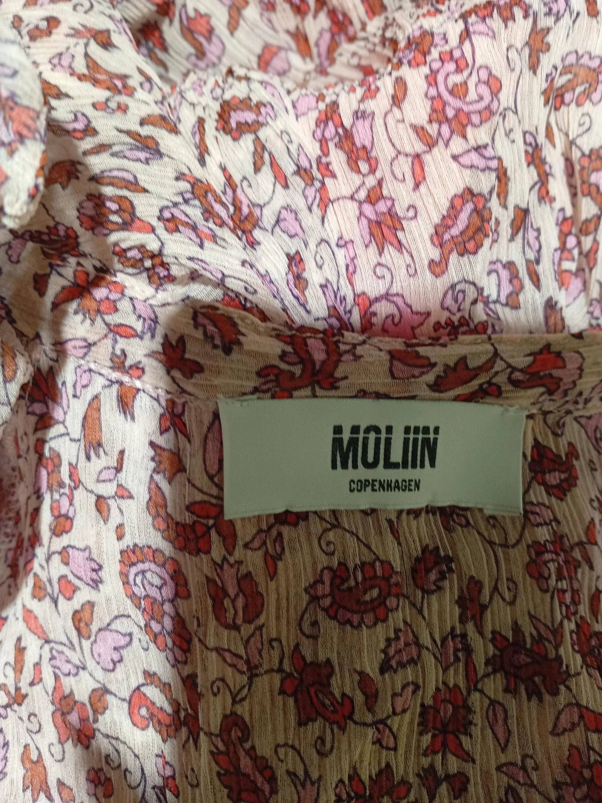 Moliin Copenhagen Shirt Midi Dress S in Pink - Image 5