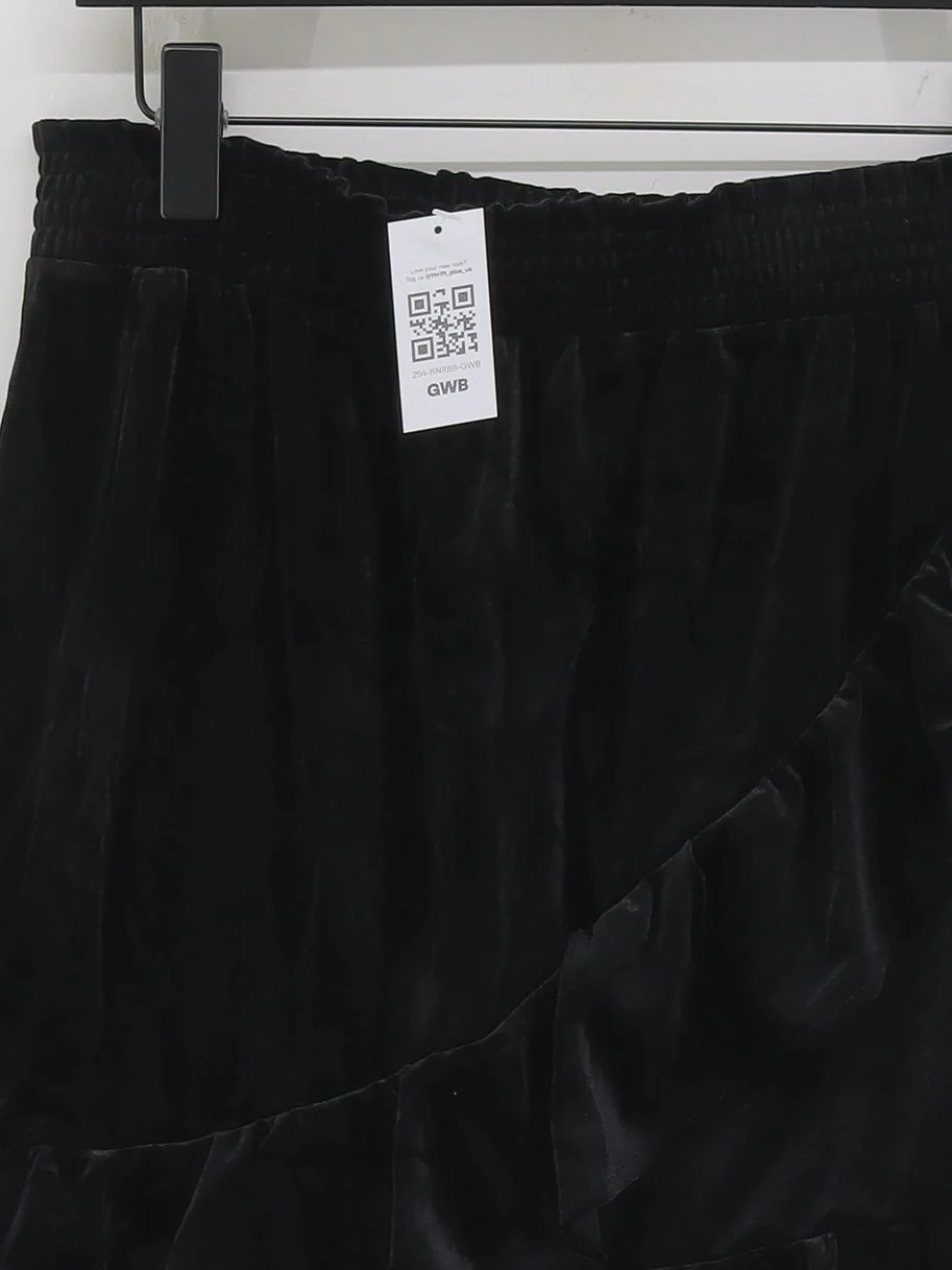 Monki Women's Mini Skirt M Black Polyester with Elastane Mini New with tags - Image 3