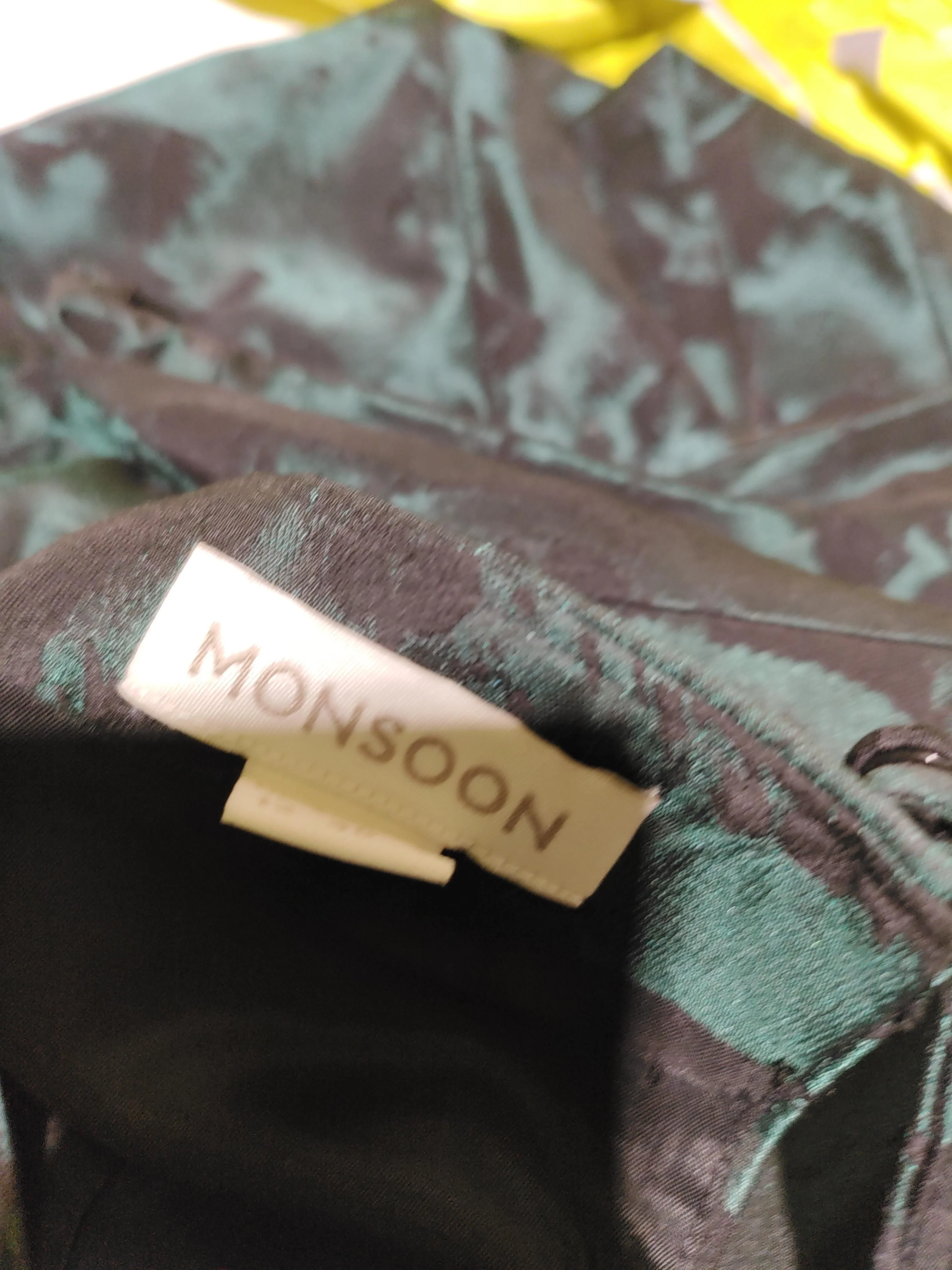 Monsoon Bodycon Midi Dress UK12 in Green - Image 5
