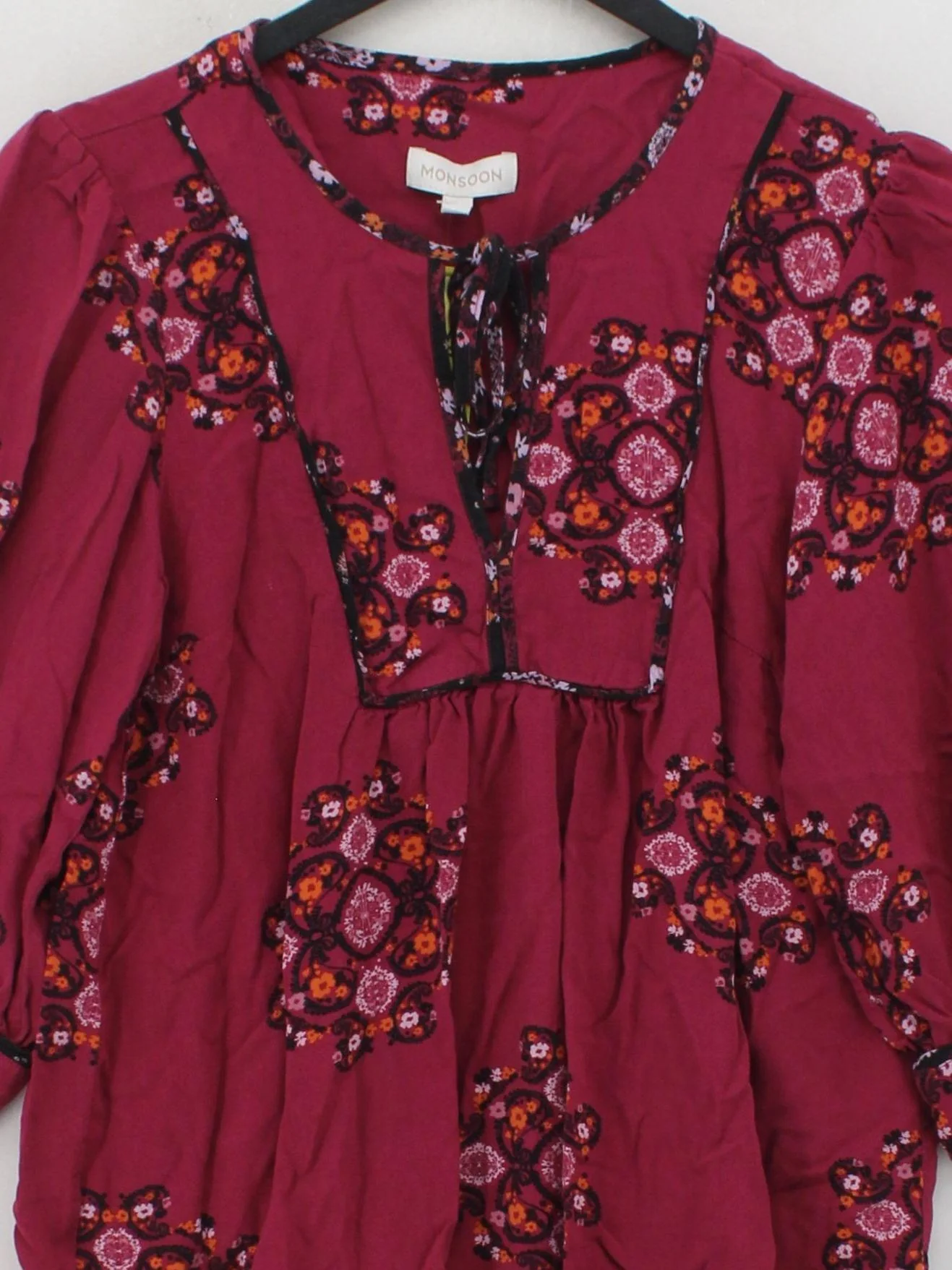 Monsoon Women's Blouse M Red Floral 100% Viscose 3/4 Sleeve V-Neck Basic - Image 3