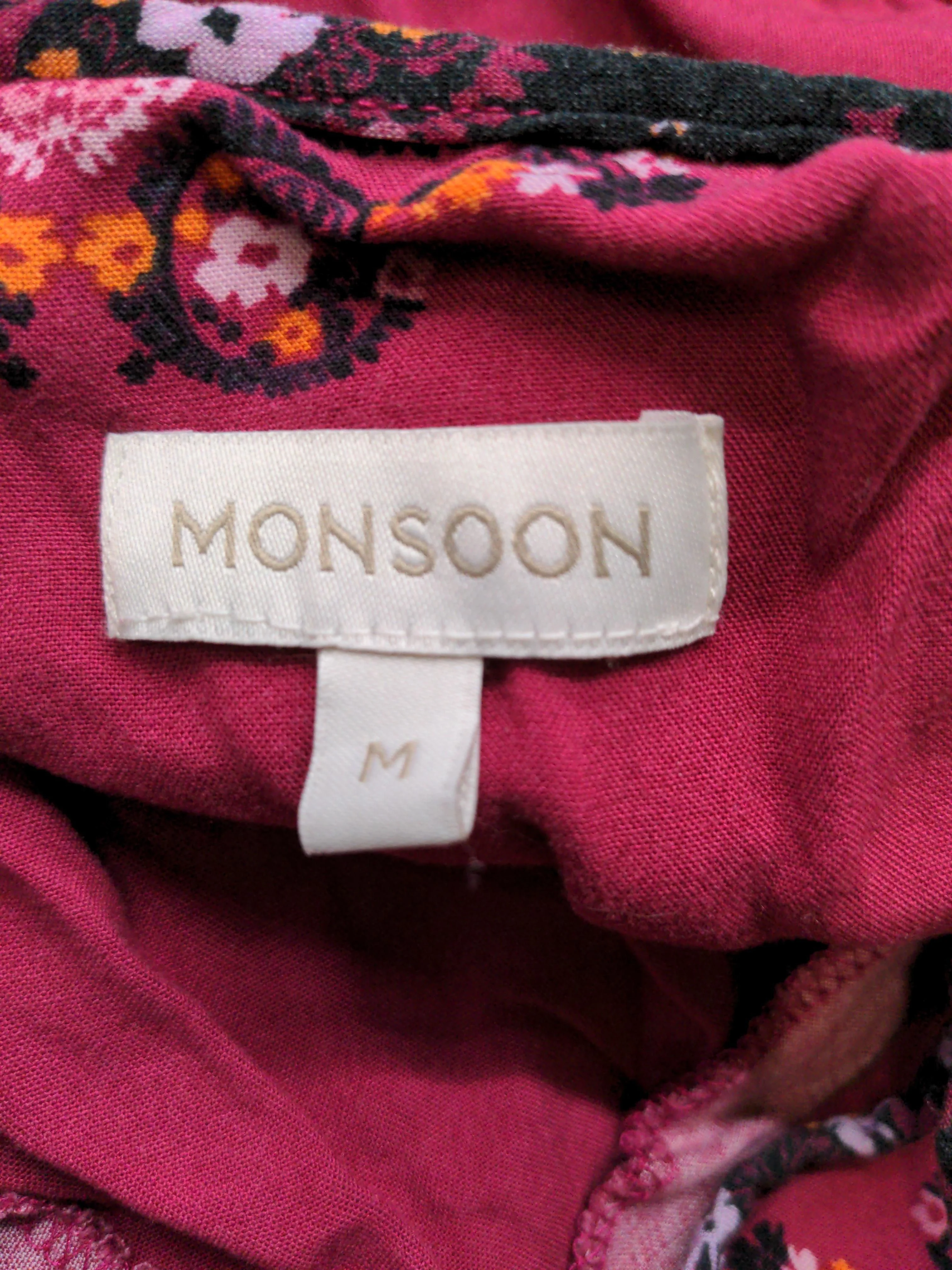 Monsoon Women's Blouse M Red Floral 100% Viscose 3/4 Sleeve V-Neck Basic - Image 6