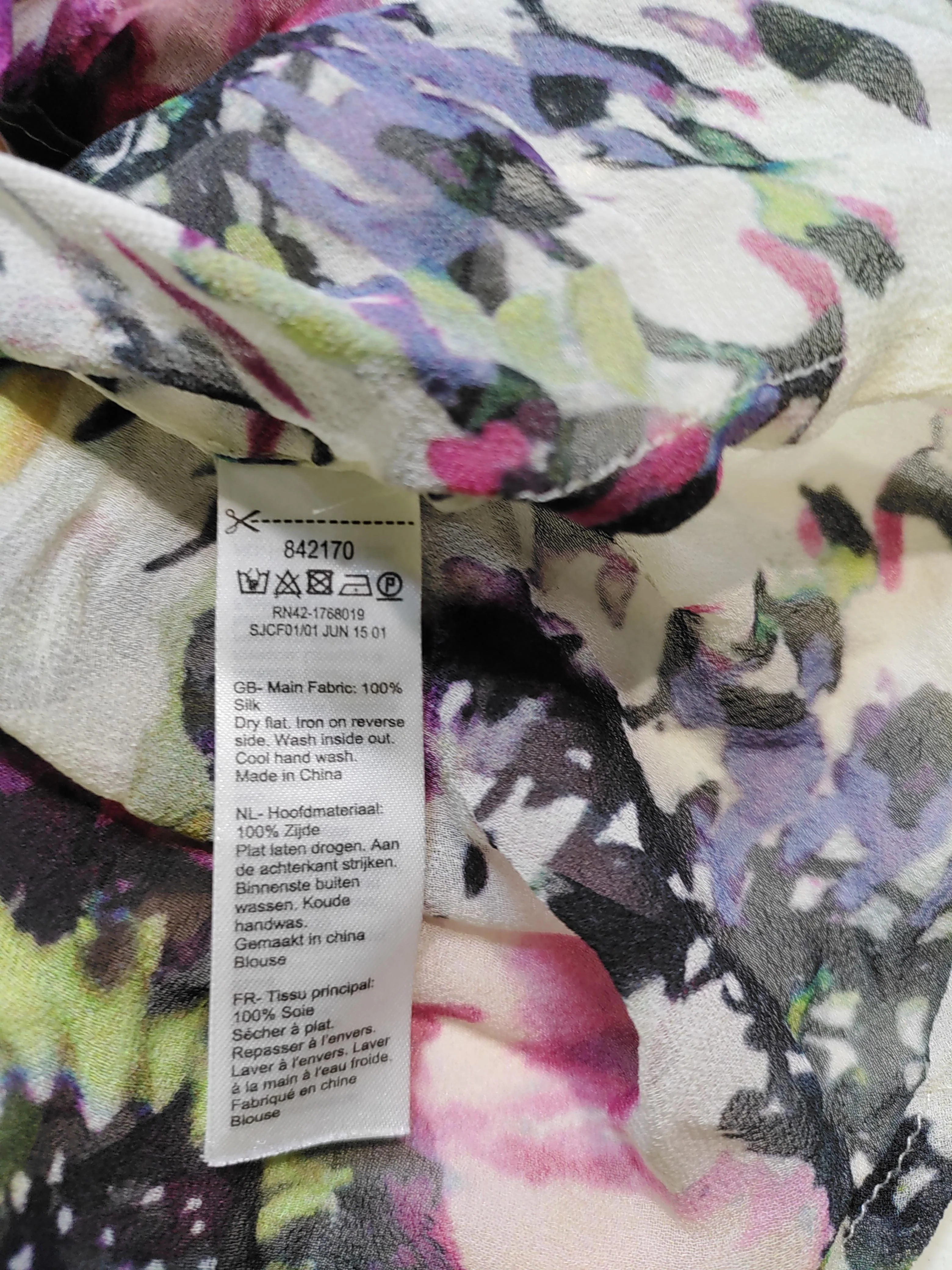 Monsoon Women's Blouse UK 14 Multi Floral 100% Silk Long Sleeve V-Neck Basic - Image 6