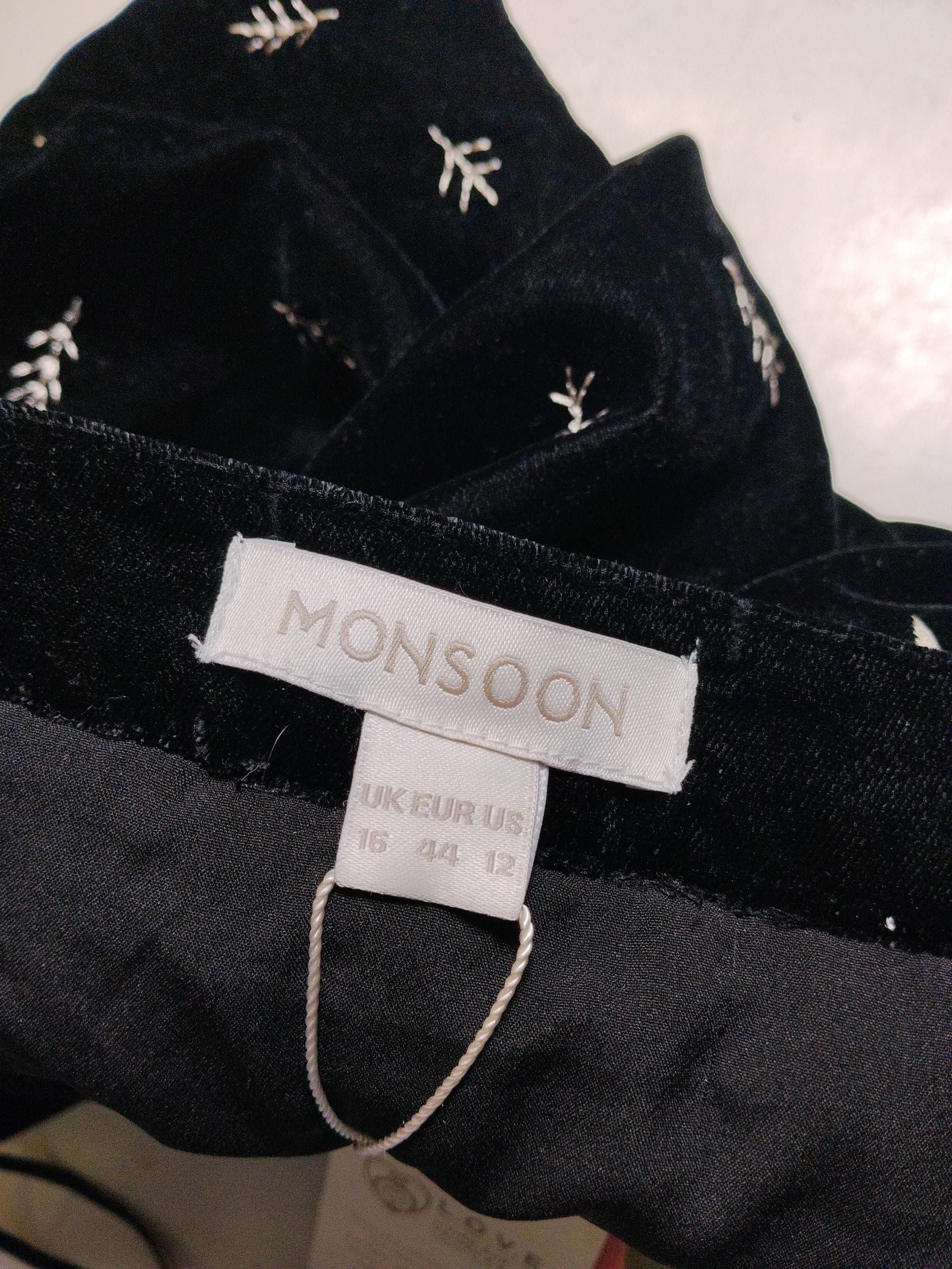 Monsoon Women's Mini Skirt UK 16 Black Floral Polyester with Viscose Short Mini - Image 5