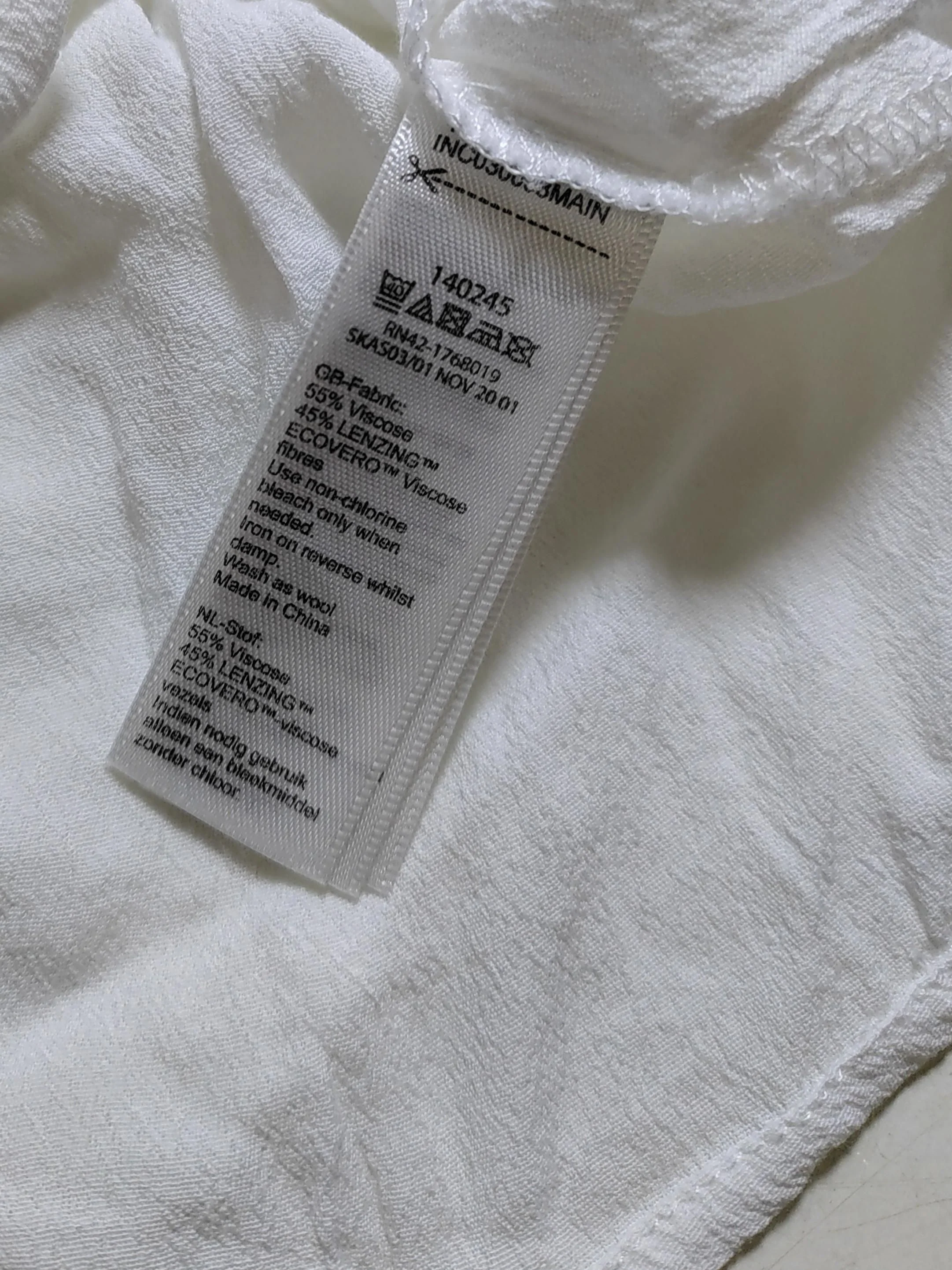 Monsoon Women's T-Shirt M White 100% Viscose Sleeveless V-Neck Camisole - Image 6