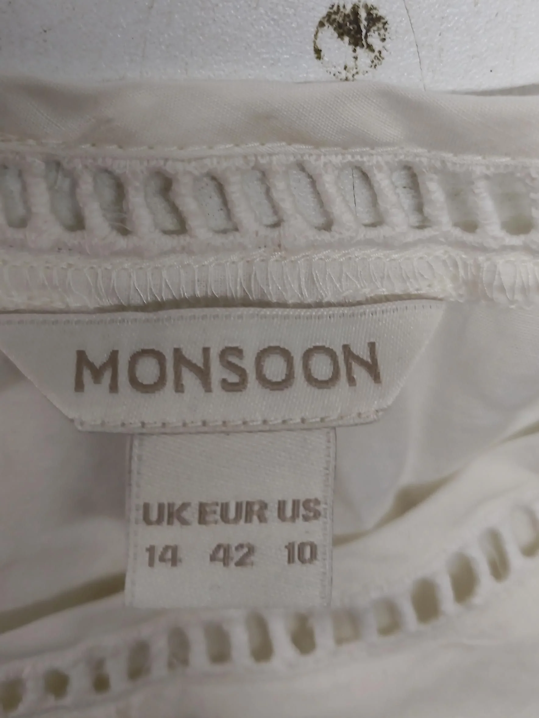 Monsoon Women's Top UK 14 White Viscose with Cotton 3/4 Sleeve Round Neck Basic - Image 5