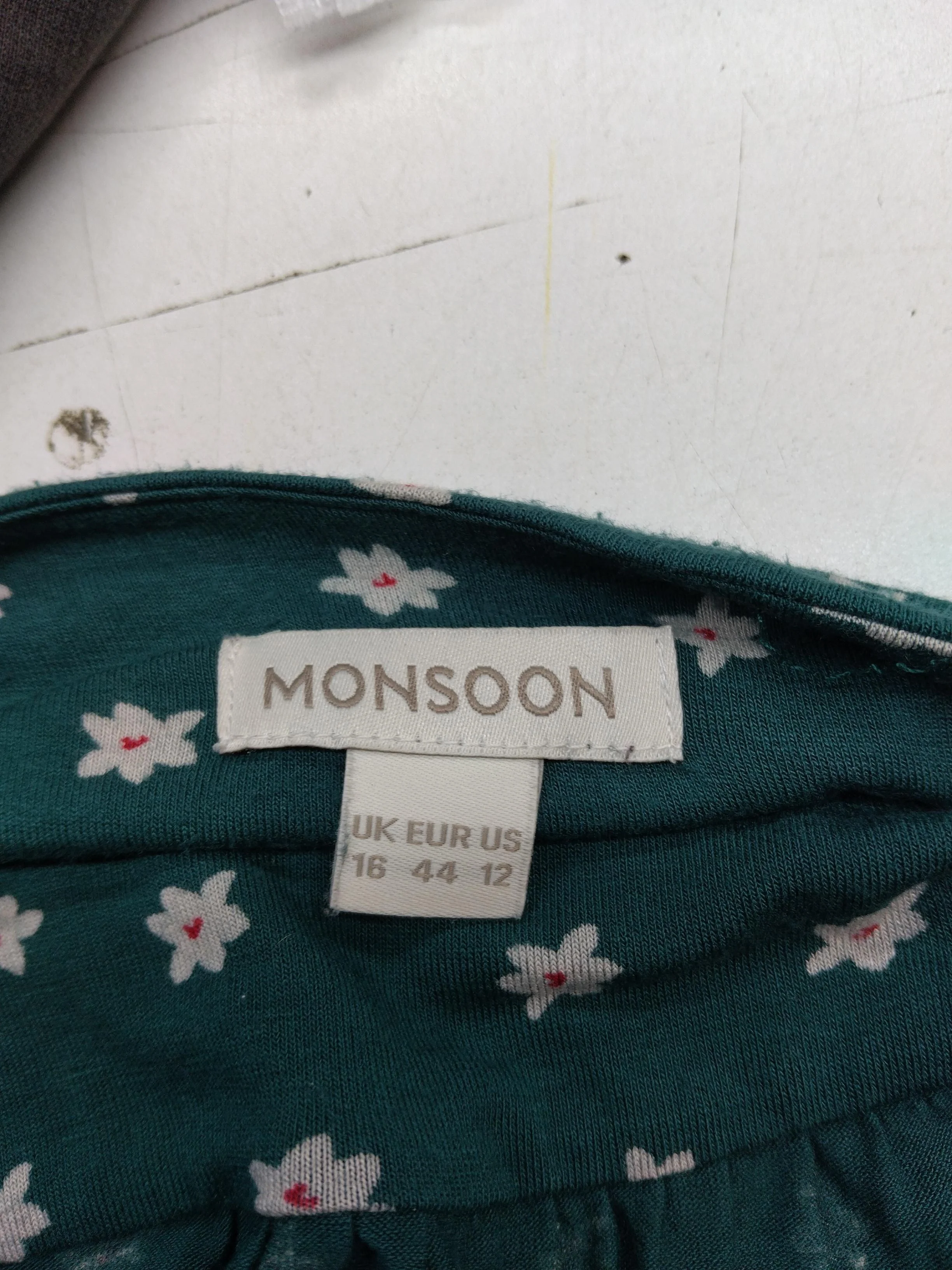 Monsoon Women's Top UK 16 Green Viscose with Elastane Basic - Image 5