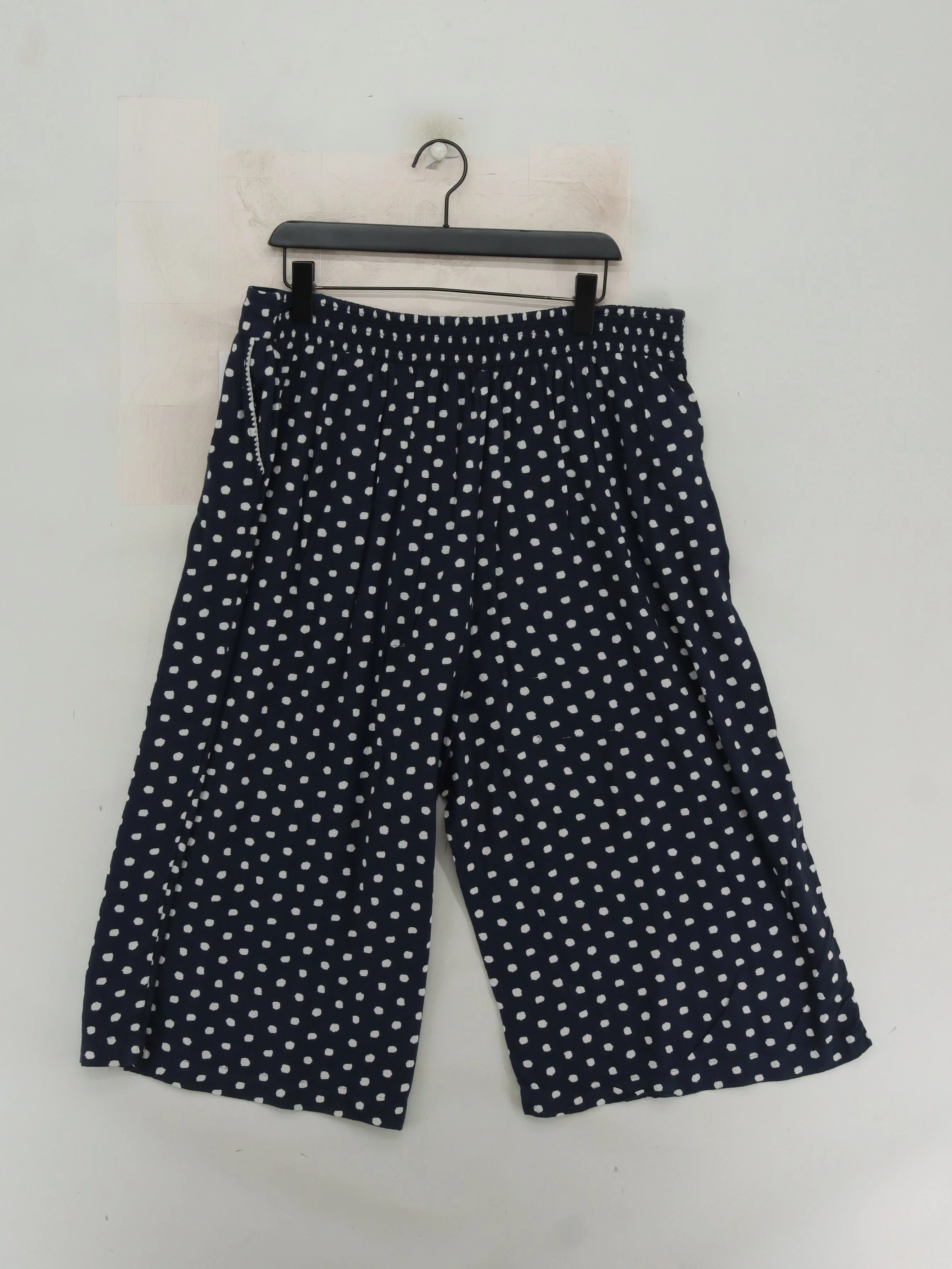 Monsoon Women's Trousers XL Blue Polkadot 100% Viscose Wide-Leg Cropped - Image 2