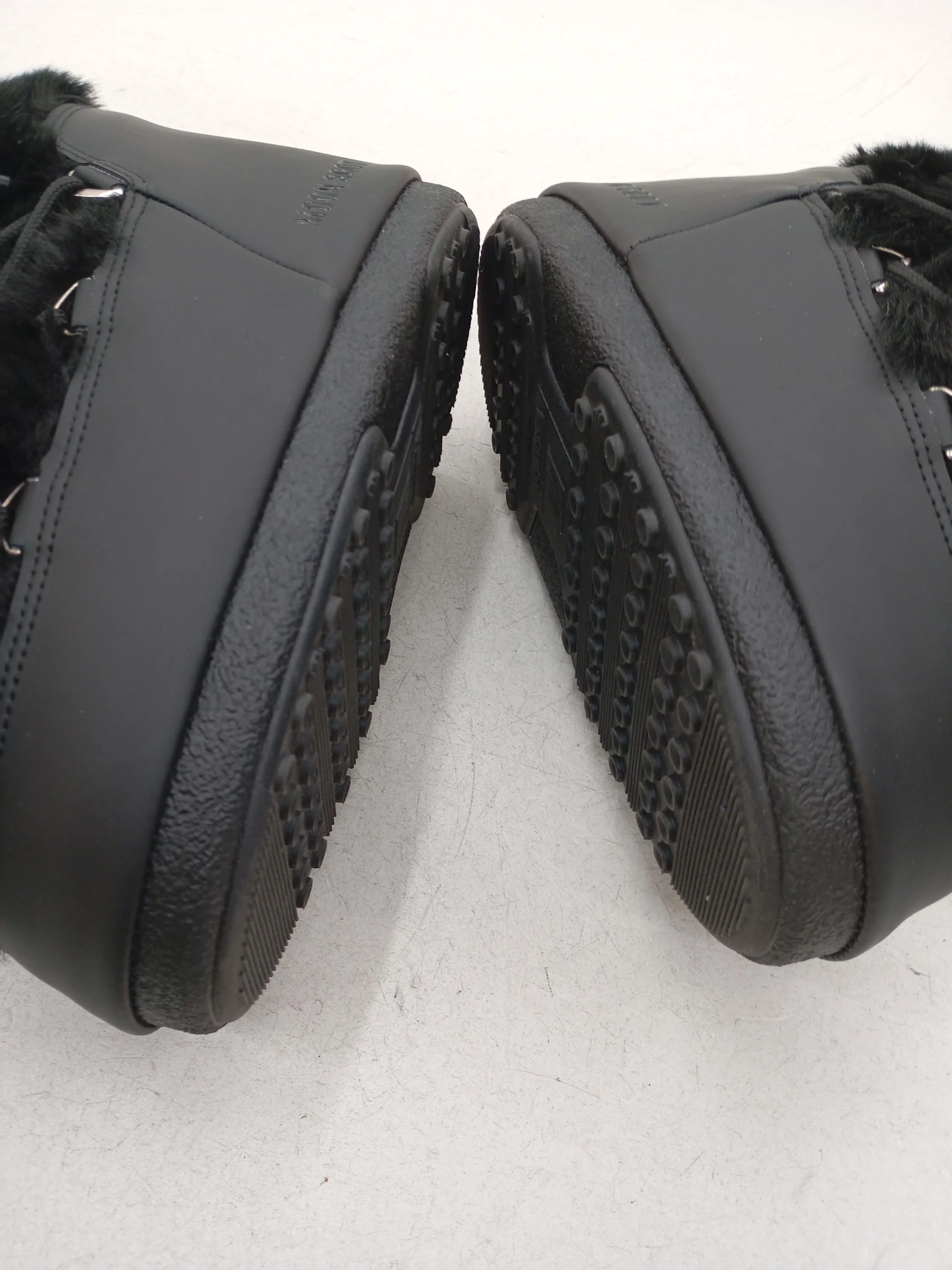 Moon Boot Women's Boots UK 8 Black 100% Faux Fur Platform - Image 7
