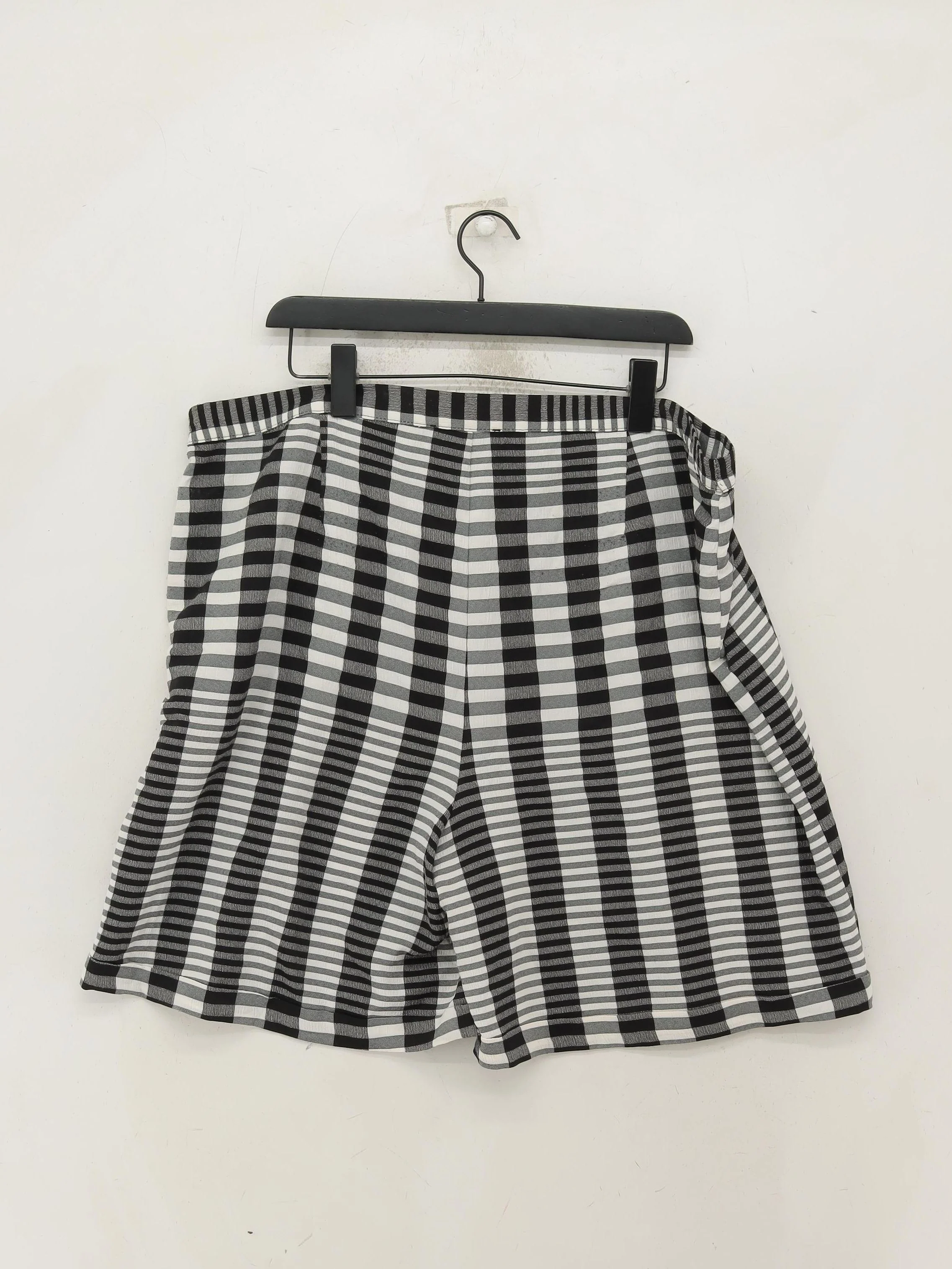 Never Fully Dressed Women's Shorts XXL Black Viscose with Polyester Mom - Image 2