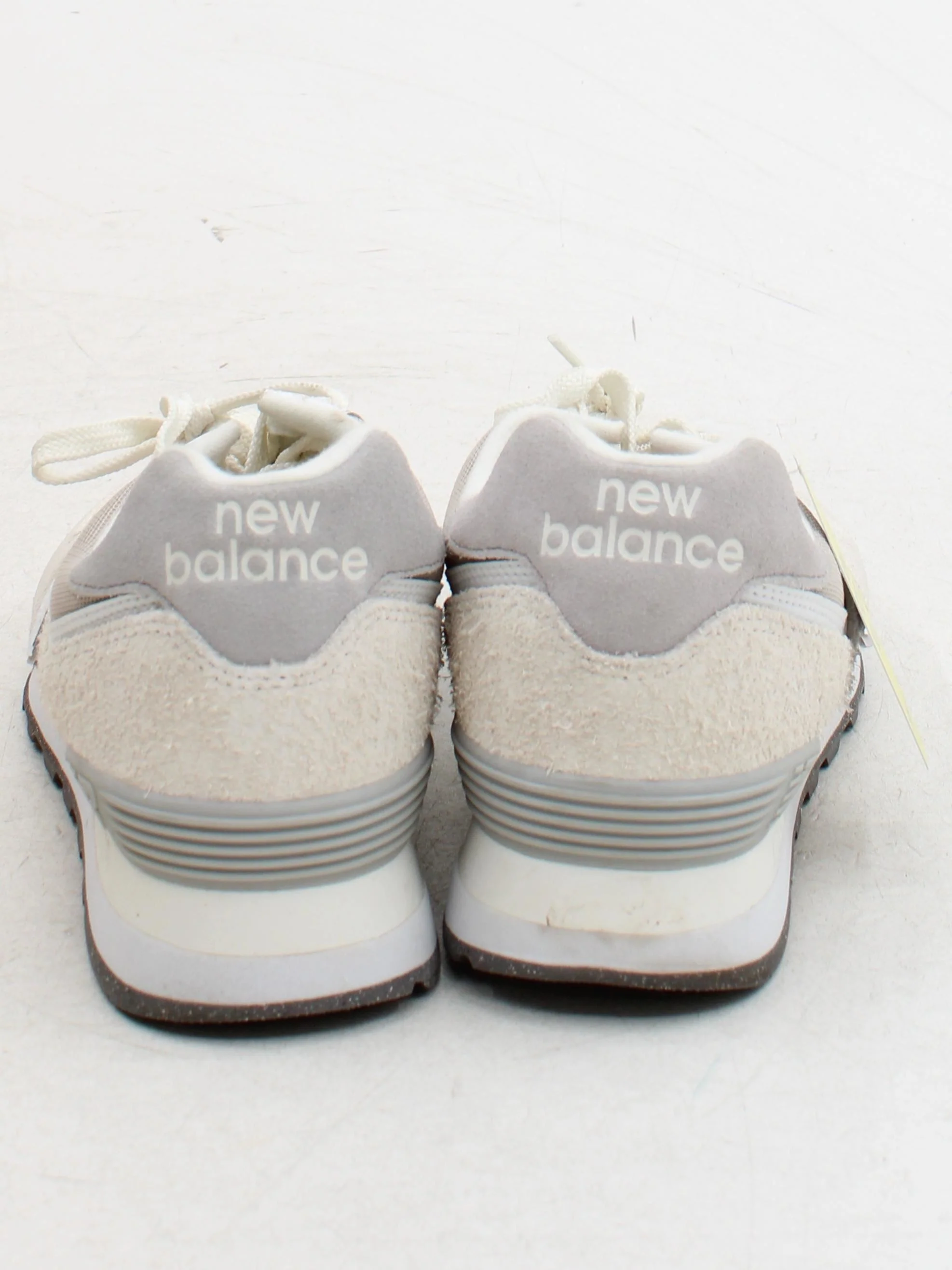 New Balance 574 Women's Trainers EU42 in Cream - Image 3