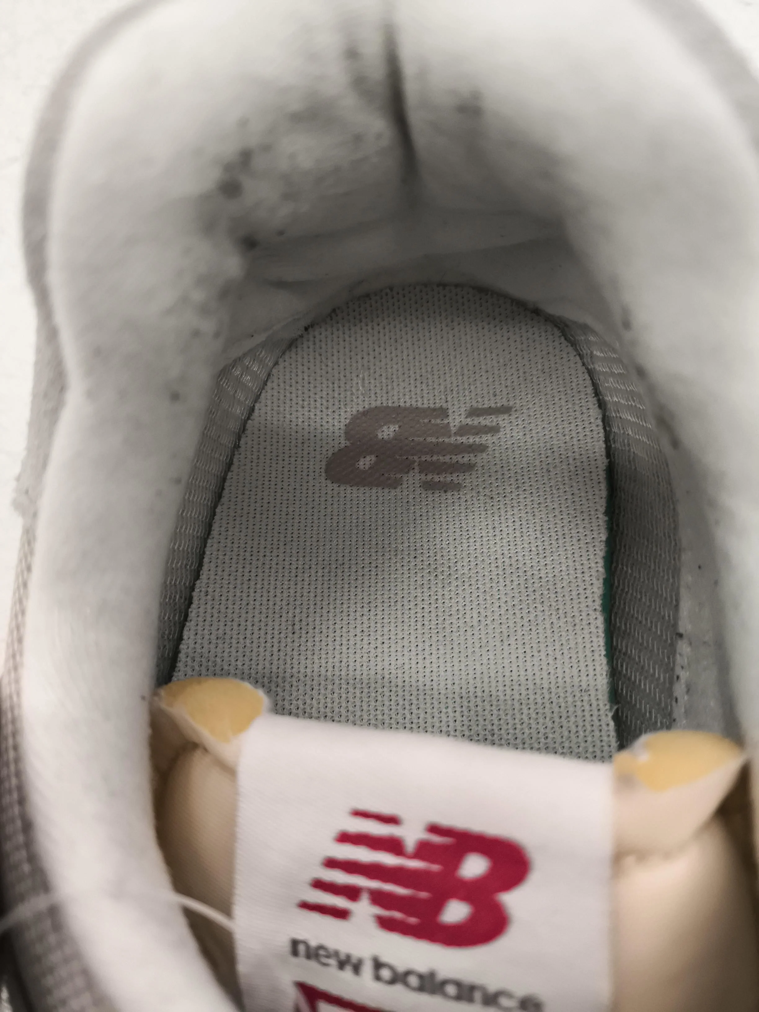 New Balance 574 Women's Trainers EU42 in Cream - Image 6