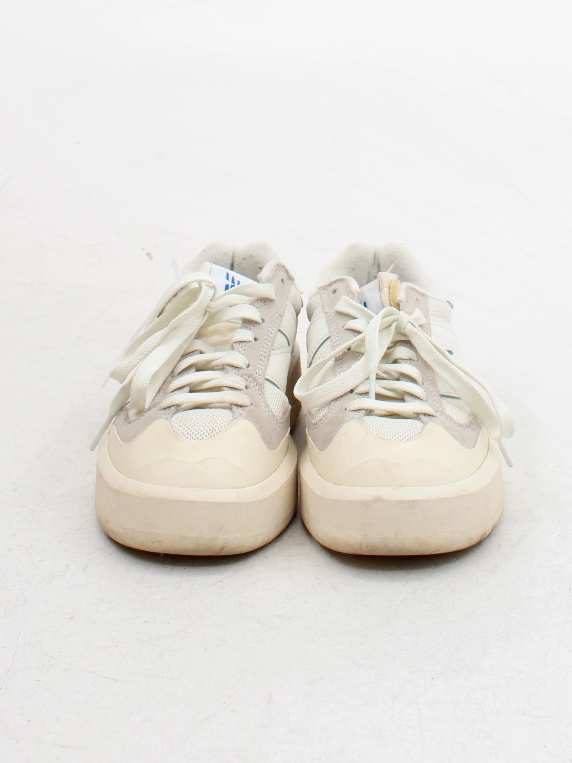 New Balance CT302 Women's Trainers US5 in Cream - Image 2