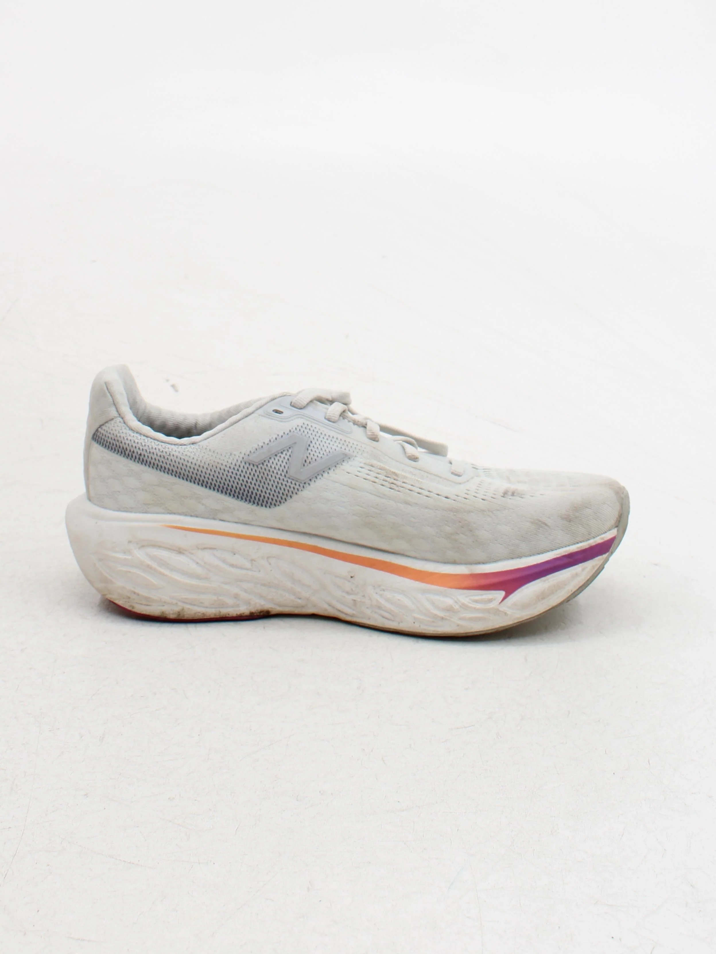 New Balance Fresh Foam X 1080 Women's Trainers UK6 in White - Image 5