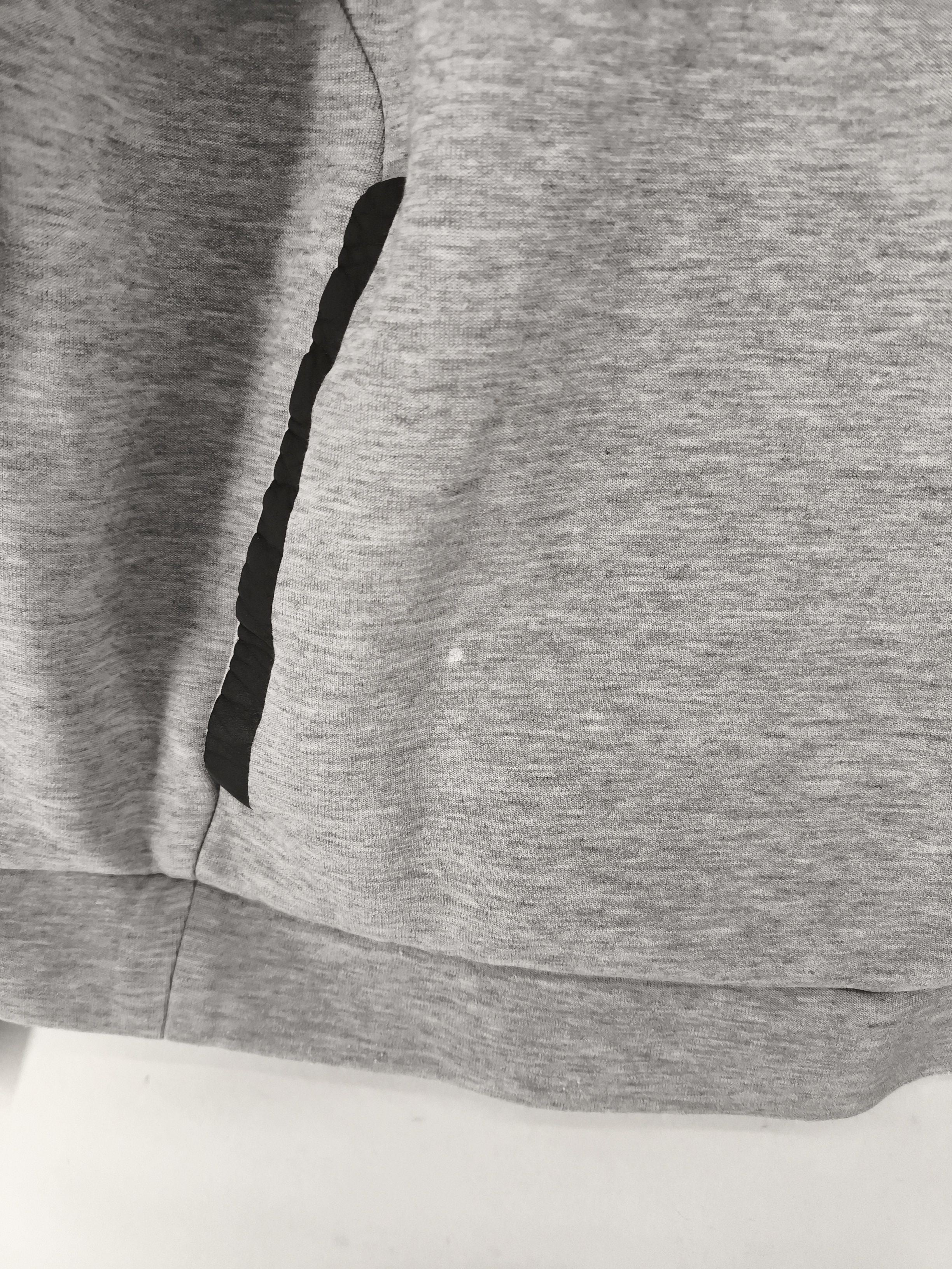 New Balance Men's Hoodie S Grey Cotton with Polyester Pullover - Image 5