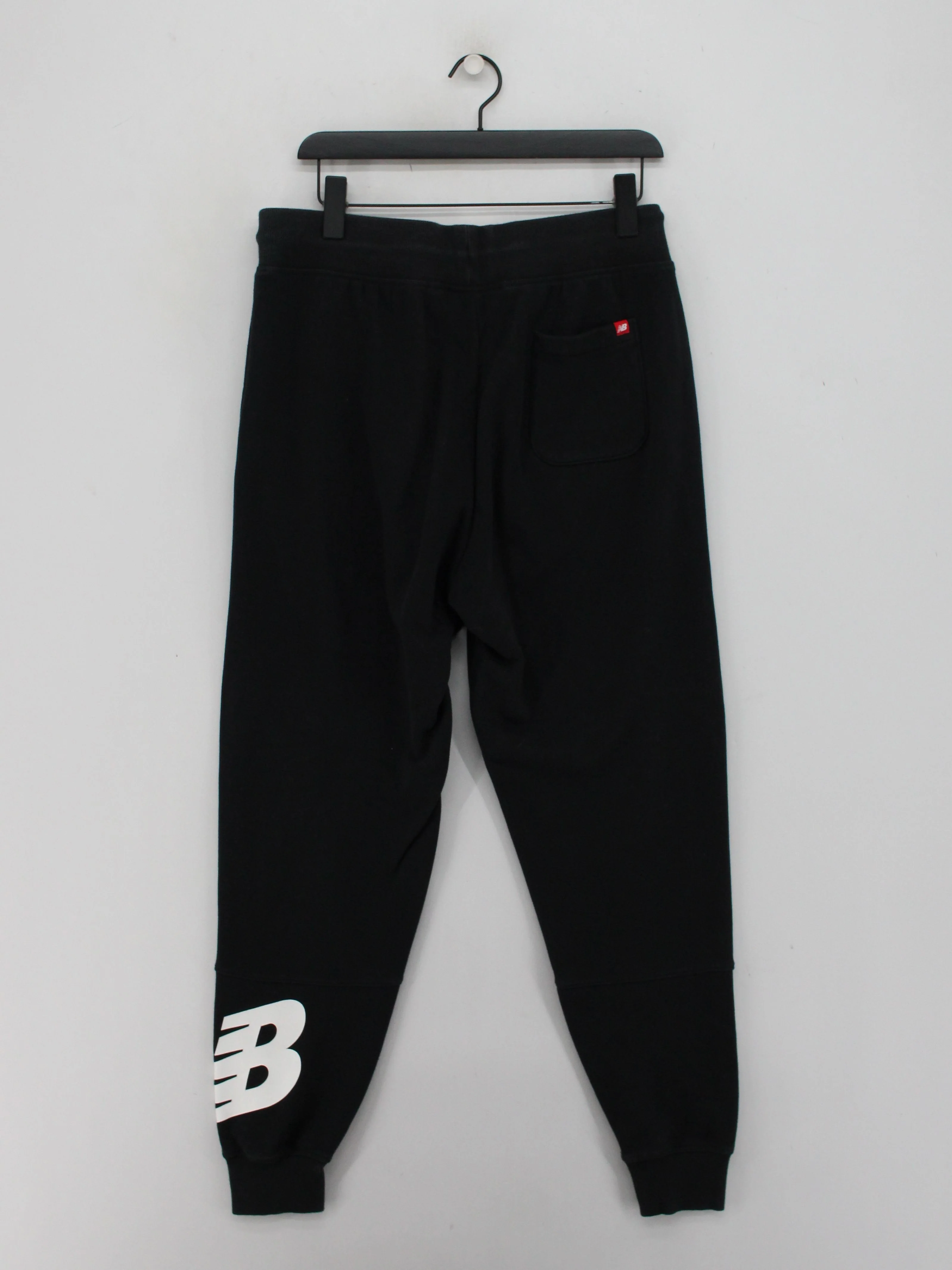 New Balance Men's Sports Bottoms M Black Graphic 100% Cotton Sweatpants - Image 2