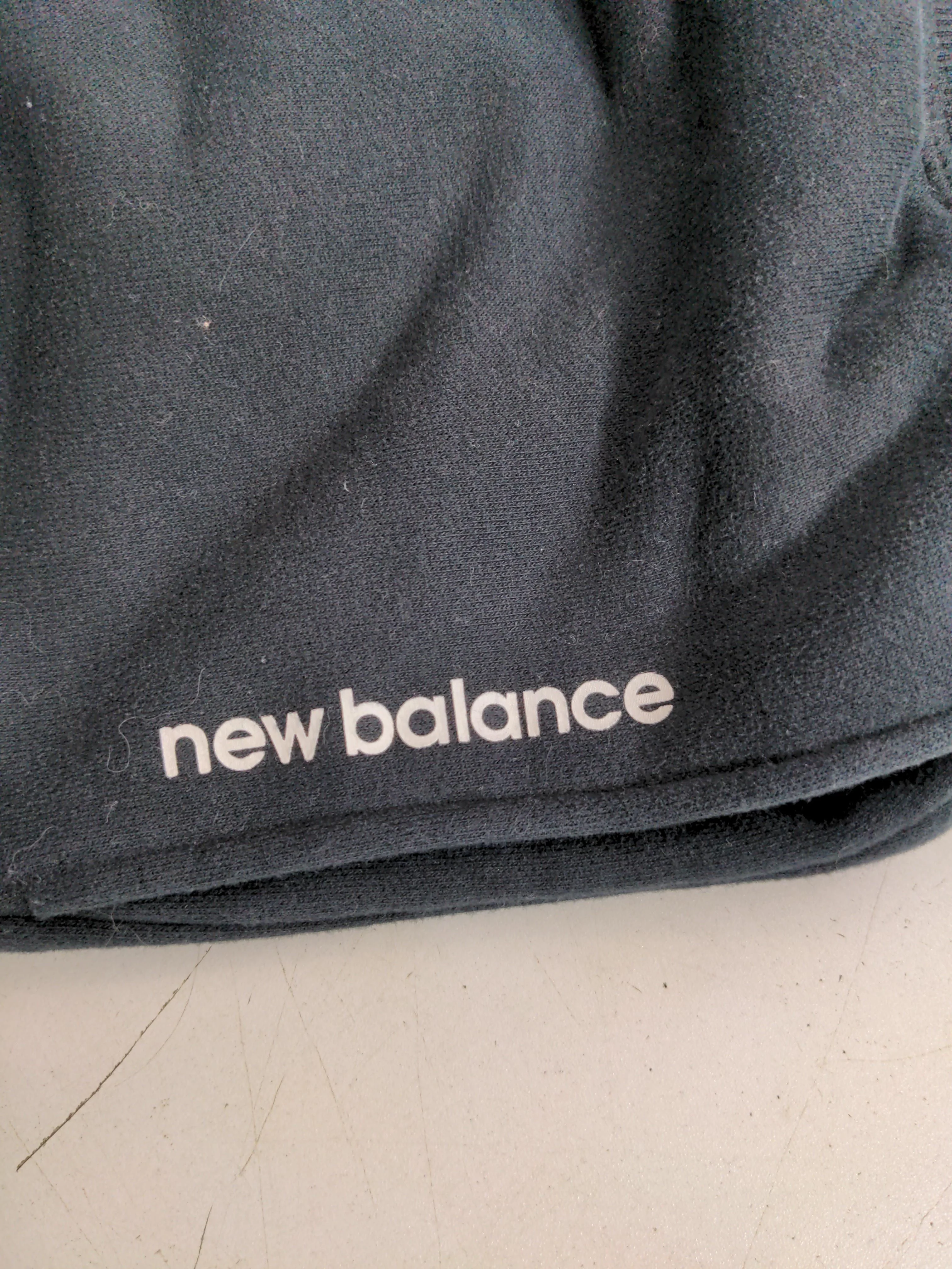 New Balance Men's Sports Bottoms M Black Graphic 100% Cotton Sweatpants - Image 6