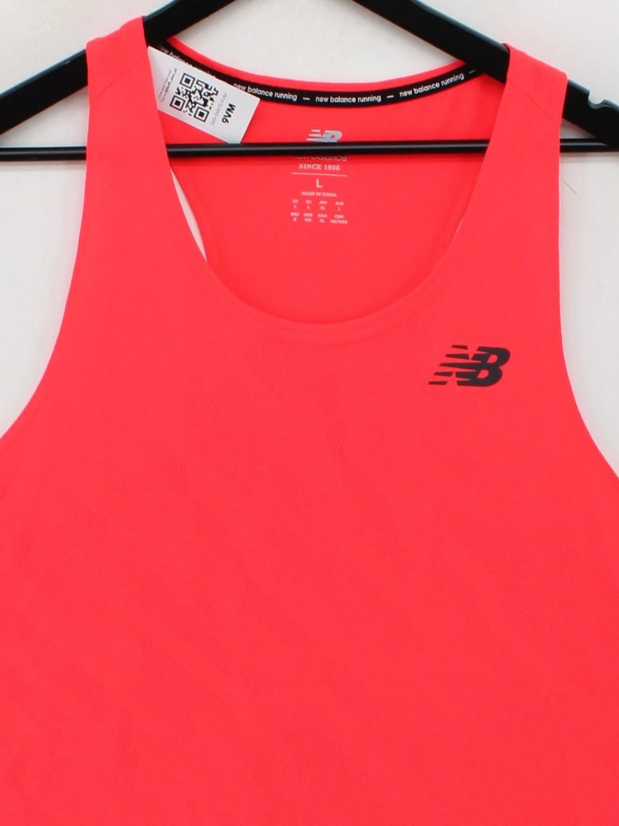 New Balance Men's T-Shirt L Red 100% Polyester Sleeveless Round Neck Basic - Image 3