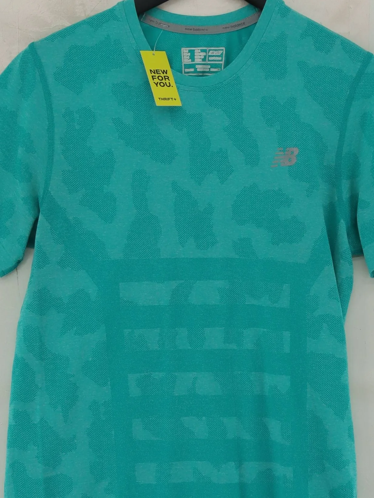 New Balance Men's T-Shirt M Green Geometric 100% Other Round Neck Basic - Image 3