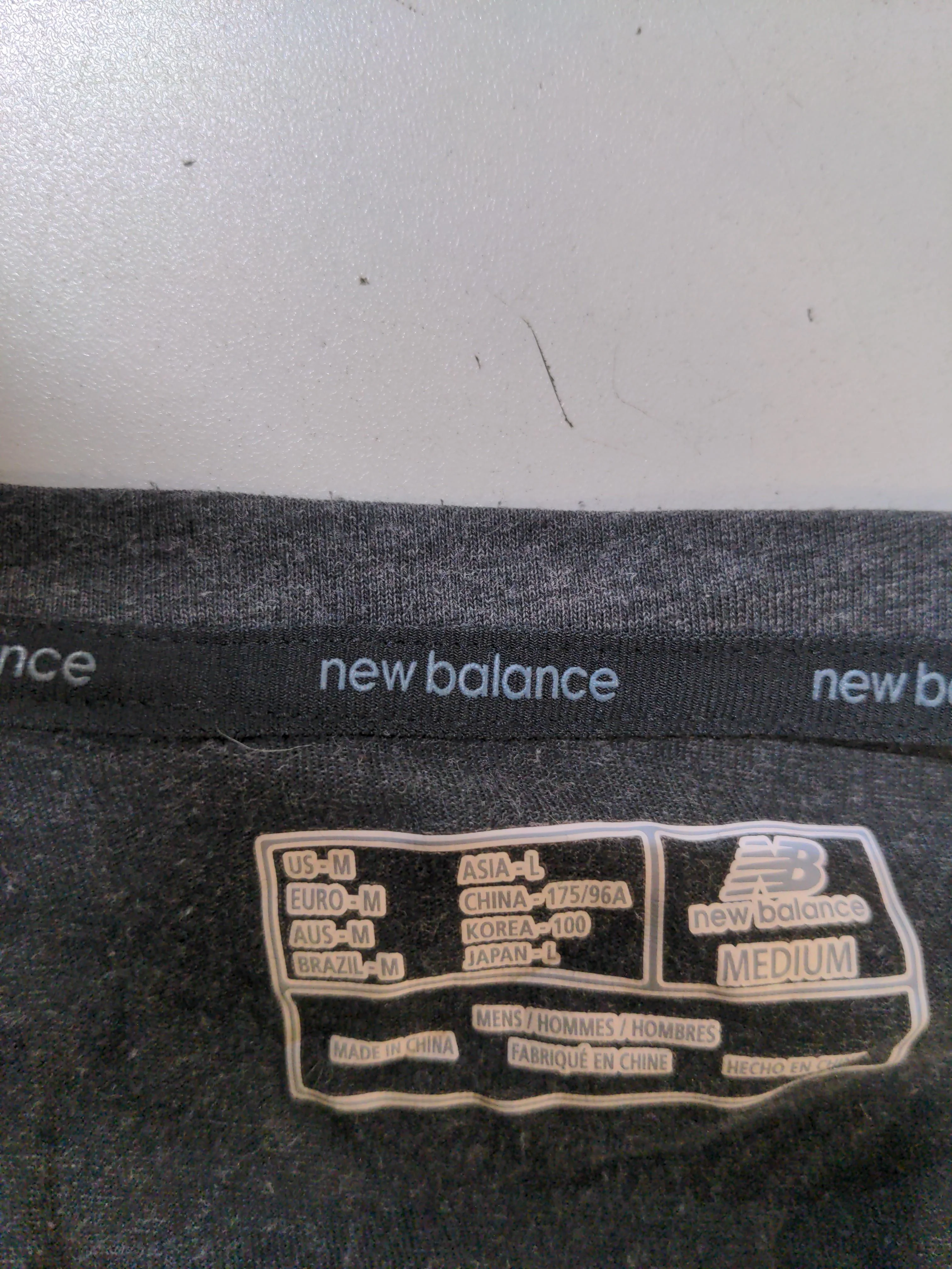 New Balance Men's T-Shirt M Grey Cotton with Polyester Crew Neck Basic - Image 5