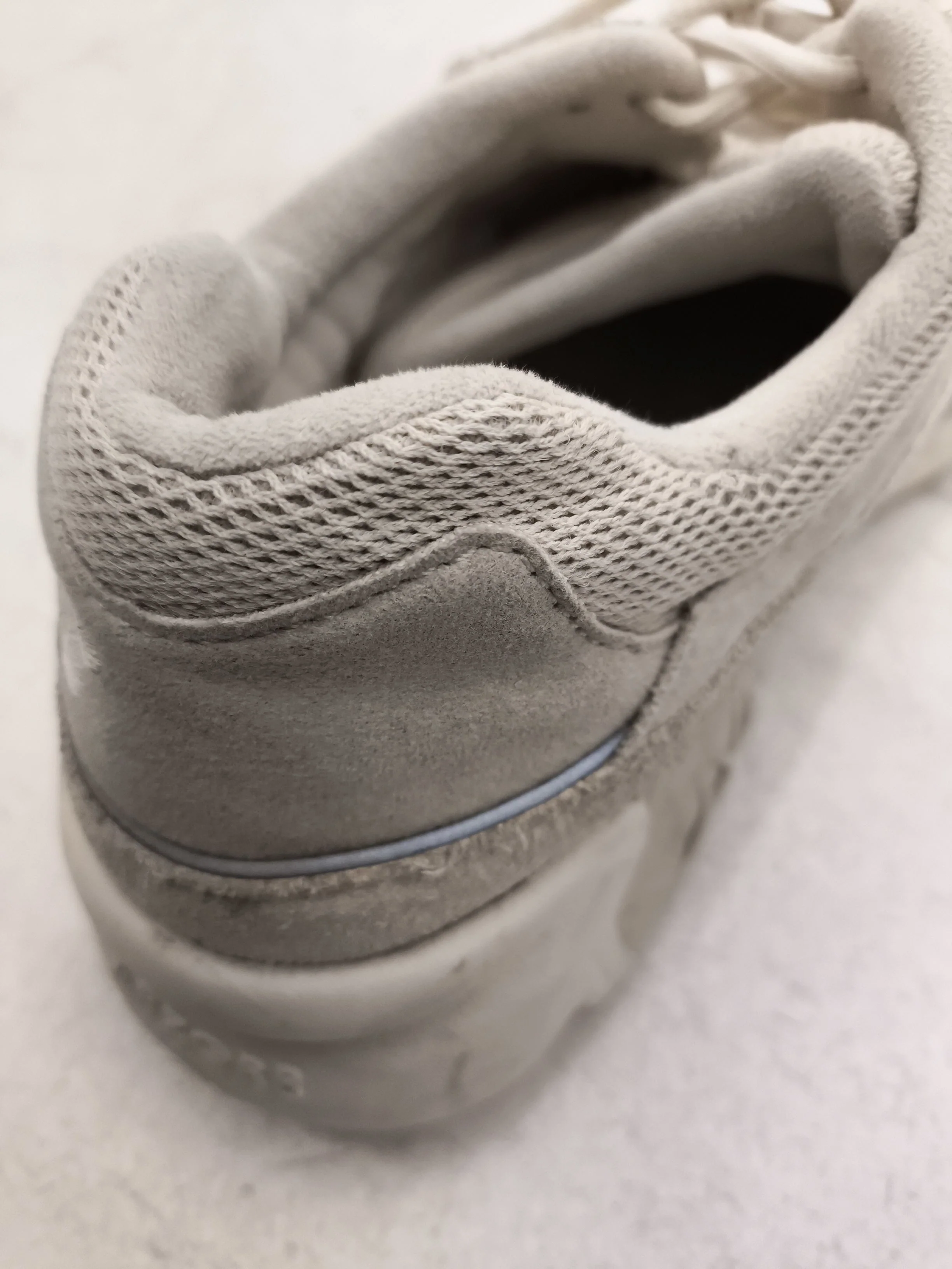 New Balance ML850CG Women's Trainers UK8 EU42 US8.5 in Cream - Image 9